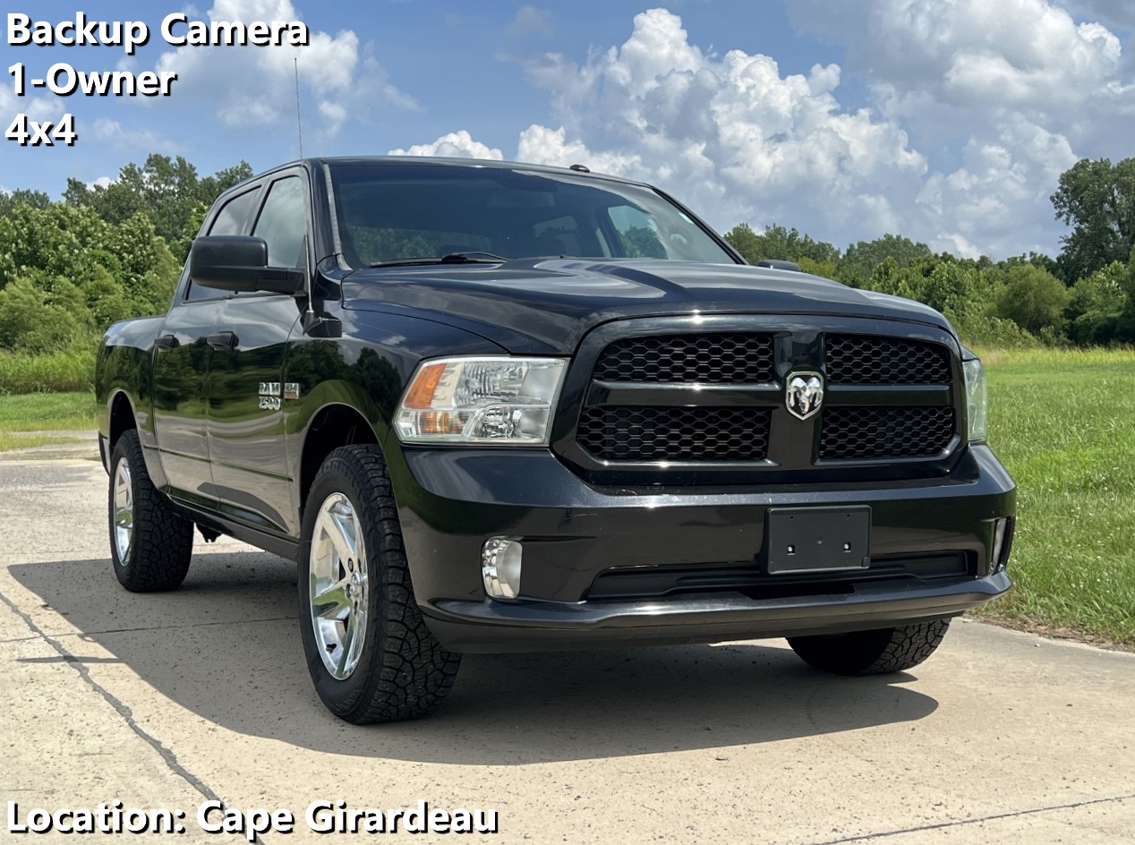 photo of 2016 RAM 1500 ST Crew Cab SWB 4WD