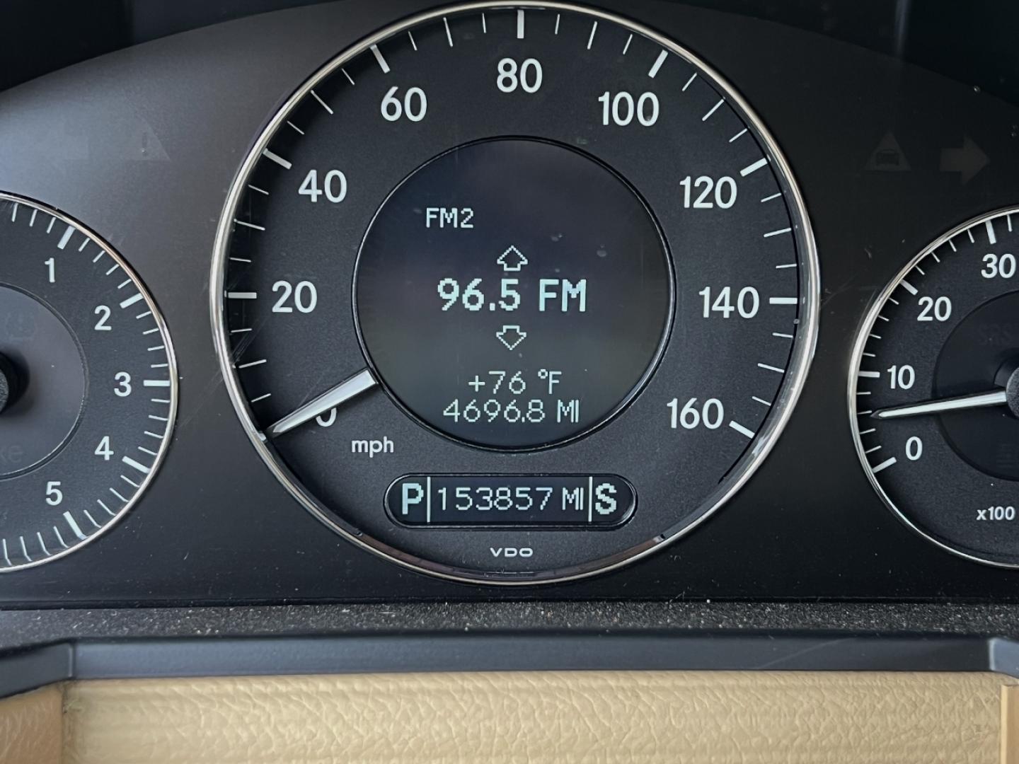 2009 WHITE /Tan Leather Mercedes-Benz E-Class E350 4MATIC Sedan (WDBUF87X69B) with an 3.5L V6 engine, Automatic transmission, located at 2990 Old Orchard Rd., Jackson, MO, 63755, 37.354214, -89.612106 - 2009 Mercedes-Benz E-Class E350 4Matic 153xxx miles All Wheel Drive 3.5L V6 Automatic Leather Navigation Power/Heated Seats Sunroof Cruise Power Windows/Locks/Mirrors We have financing available and we accept trades! Fill out a credit application on our website or come by today! If you h - Photo#21