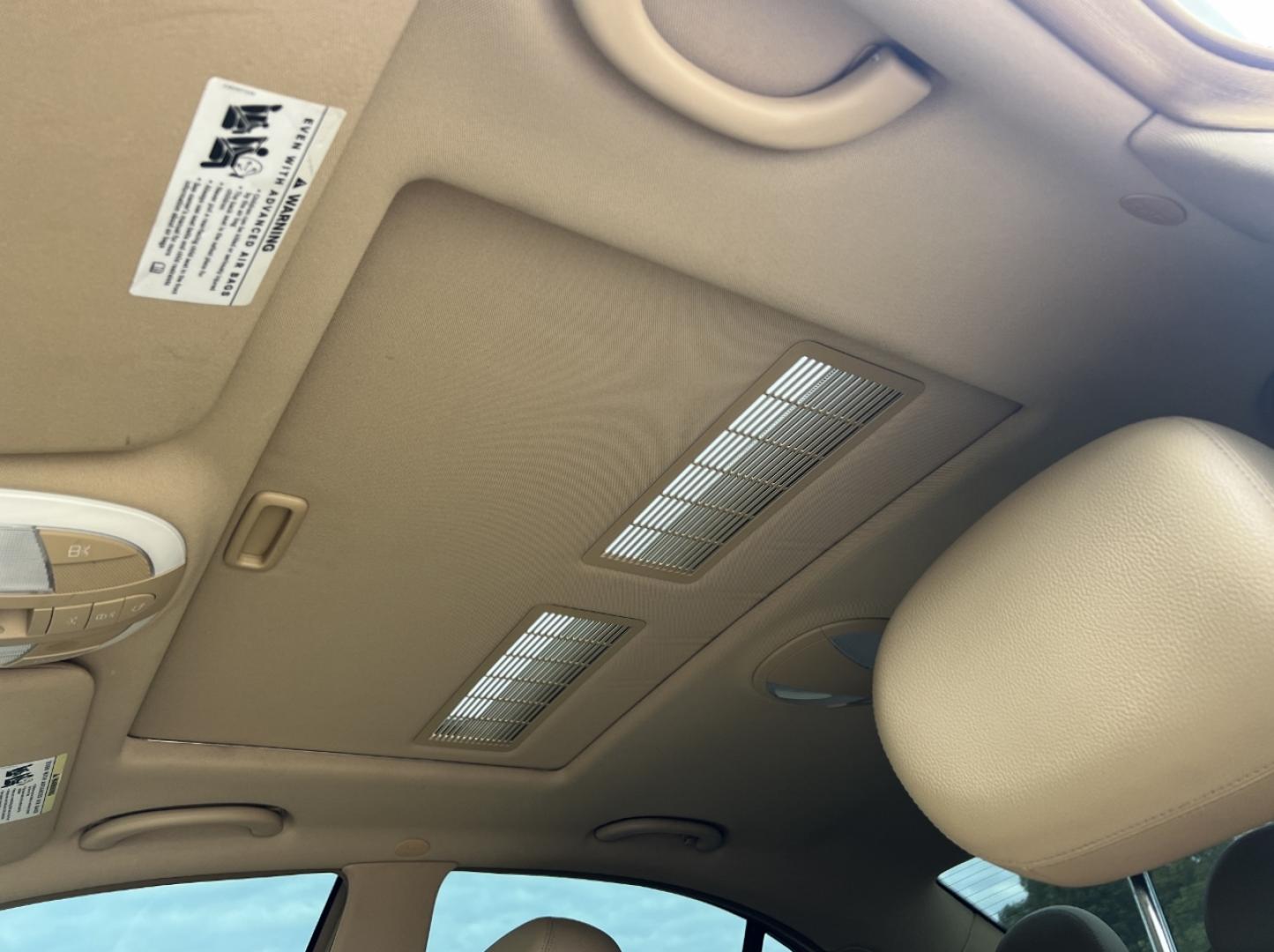 2009 WHITE /Tan Leather Mercedes-Benz E-Class E350 4MATIC Sedan (WDBUF87X69B) with an 3.5L V6 engine, Automatic transmission, located at 2990 Old Orchard Rd., Jackson, MO, 63755, 37.354214, -89.612106 - 2009 Mercedes-Benz E-Class E350 4Matic 153xxx miles All Wheel Drive 3.5L V6 Automatic Leather Navigation Power/Heated Seats Sunroof Cruise Power Windows/Locks/Mirrors We have financing available and we accept trades! Fill out a credit application on our website or come by today! If you h - Photo#5
