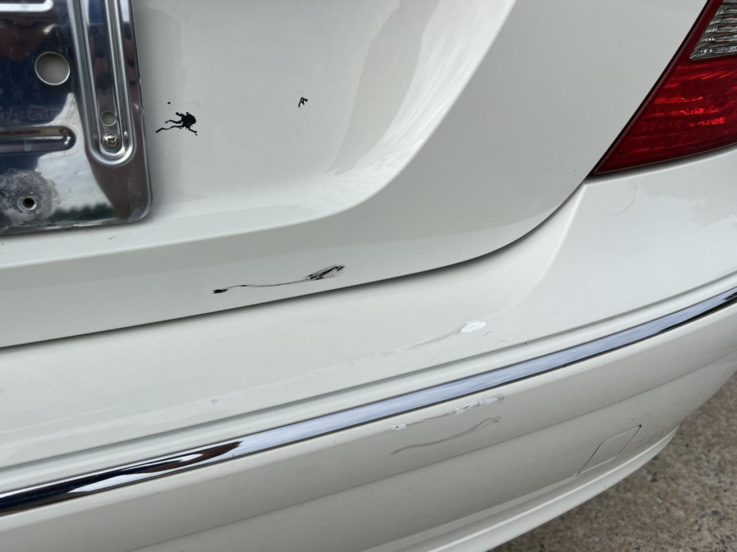 2009 WHITE /Tan Leather Mercedes-Benz E-Class E350 4MATIC Sedan (WDBUF87X69B) with an 3.5L V6 engine, Automatic transmission, located at 2990 Old Orchard Rd., Jackson, MO, 63755, 37.354214, -89.612106 - 2009 Mercedes-Benz E-Class E350 4Matic 153xxx miles All Wheel Drive 3.5L V6 Automatic Leather Navigation Power/Heated Seats Sunroof Cruise Power Windows/Locks/Mirrors We have financing available and we accept trades! Fill out a credit application on our website or come by today! If you h - Photo#42