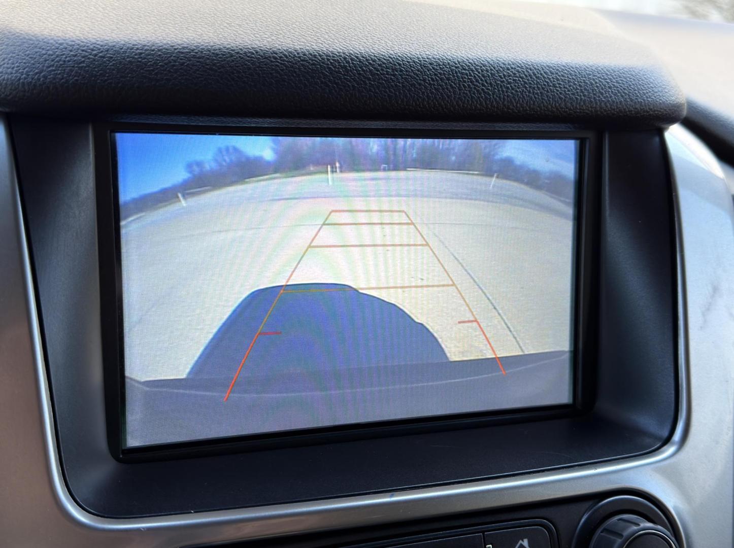 2019 BLACK /Black Chevrolet Suburban Premier 4WD (1GNSKJKJ7KR) with an 6.2L V8 engine, Automatic transmission, located at 2990 Old Orchard Rd., Jackson, MO, 63755, 37.354214, -89.612106 - 2019 Chevrolet Suburban 1500 Premier 92xxx miles 4 Wheel Drive 6.2L V8 Automatic Leather 3rd Row Navigation Rear Entertainment Power/Heated/Cooled Seats Heated Rear Seats Heated Steering Wheel Backup Camera Bluetooth Cruise Power Windows/Locks/Mirrors We have financing available and - Photo#4