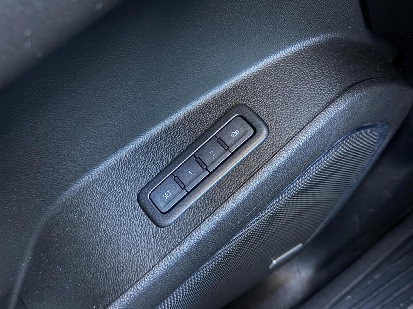 2019 BLACK /Black Chevrolet Suburban Premier 4WD (1GNSKJKJ7KR) with an 6.2L V8 engine, Automatic transmission, located at 2990 Old Orchard Rd., Jackson, MO, 63755, 37.354214, -89.612106 - 2019 Chevrolet Suburban 1500 Premier 92xxx miles 4 Wheel Drive 6.2L V8 Automatic Leather 3rd Row Navigation Rear Entertainment Power/Heated/Cooled Seats Heated Rear Seats Heated Steering Wheel Backup Camera Bluetooth Cruise Power Windows/Locks/Mirrors We have financing available and - Photo#38