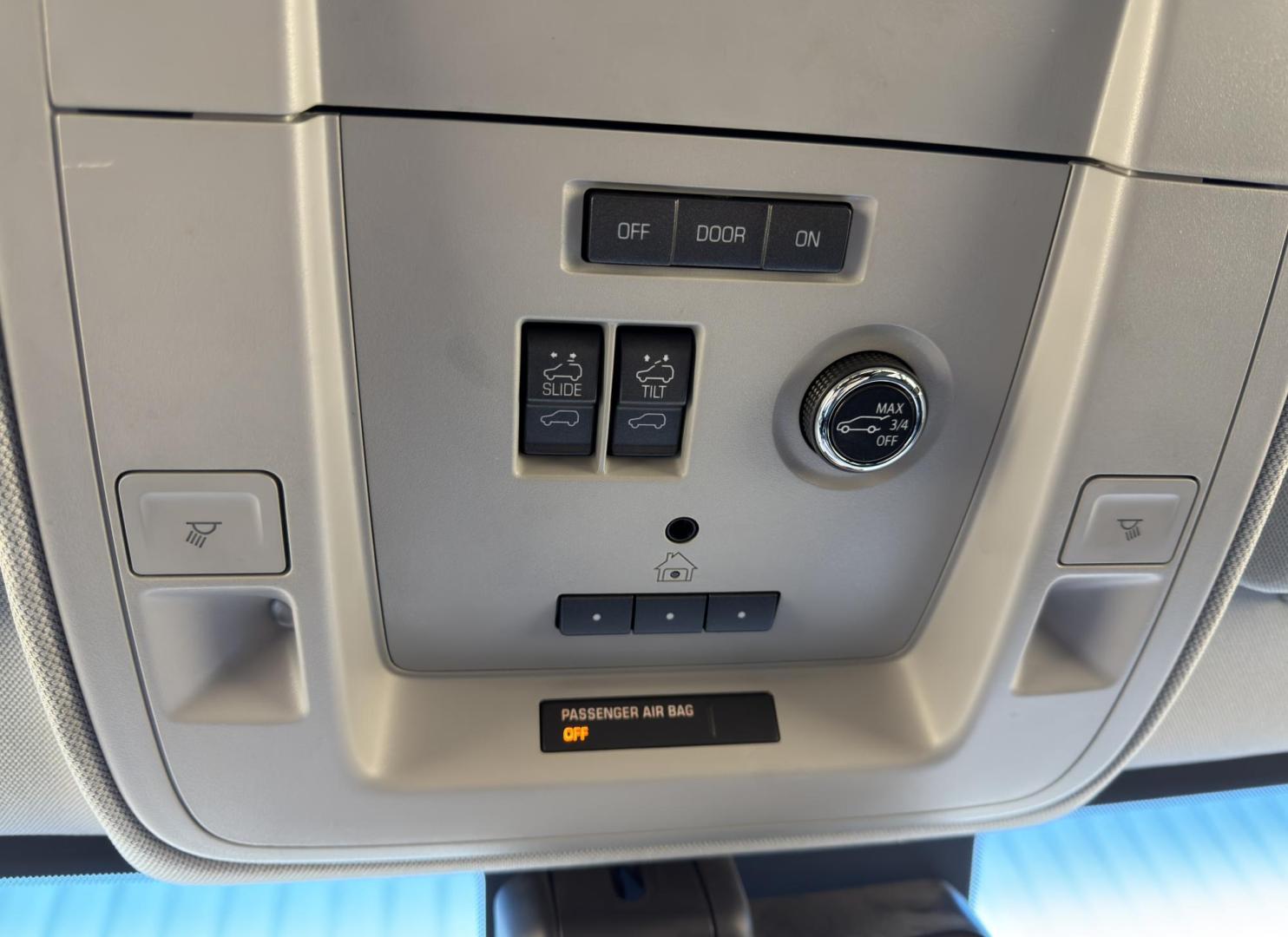 2019 BLACK /Black Chevrolet Suburban Premier 4WD (1GNSKJKJ7KR) with an 6.2L V8 engine, Automatic transmission, located at 2990 Old Orchard Rd., Jackson, MO, 63755, 37.354214, -89.612106 - 2019 Chevrolet Suburban 1500 Premier 92xxx miles 4 Wheel Drive 6.2L V8 Automatic Leather 3rd Row Navigation Rear Entertainment Power/Heated/Cooled Seats Heated Rear Seats Heated Steering Wheel Backup Camera Bluetooth Cruise Power Windows/Locks/Mirrors We have financing available and - Photo#39