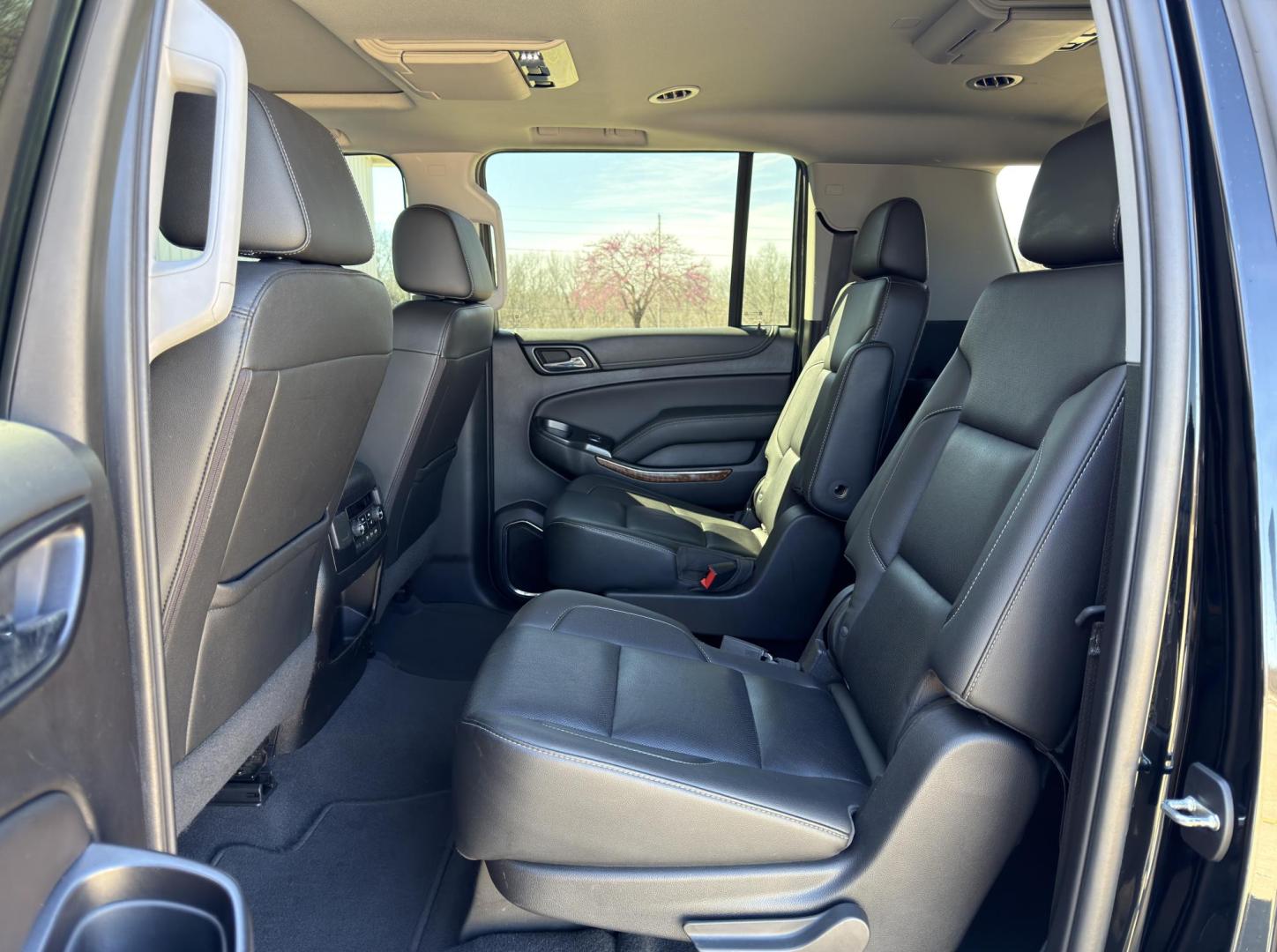 2019 BLACK /Black Chevrolet Suburban Premier 4WD (1GNSKJKJ7KR) with an 6.2L V8 engine, Automatic transmission, located at 2990 Old Orchard Rd., Jackson, MO, 63755, 37.354214, -89.612106 - 2019 Chevrolet Suburban 1500 Premier 92xxx miles 4 Wheel Drive 6.2L V8 Automatic Leather 3rd Row Navigation Rear Entertainment Power/Heated/Cooled Seats Heated Rear Seats Heated Steering Wheel Backup Camera Bluetooth Cruise Power Windows/Locks/Mirrors We have financing available and - Photo#21