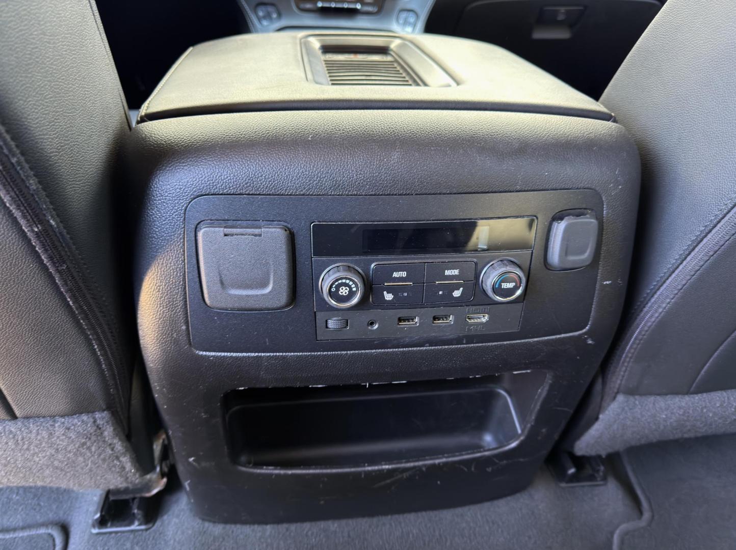 2019 BLACK /Black Chevrolet Suburban Premier 4WD (1GNSKJKJ7KR) with an 6.2L V8 engine, Automatic transmission, located at 2990 Old Orchard Rd., Jackson, MO, 63755, 37.354214, -89.612106 - 2019 Chevrolet Suburban 1500 Premier 92xxx miles 4 Wheel Drive 6.2L V8 Automatic Leather 3rd Row Navigation Rear Entertainment Power/Heated/Cooled Seats Heated Rear Seats Heated Steering Wheel Backup Camera Bluetooth Cruise Power Windows/Locks/Mirrors We have financing available and - Photo#9