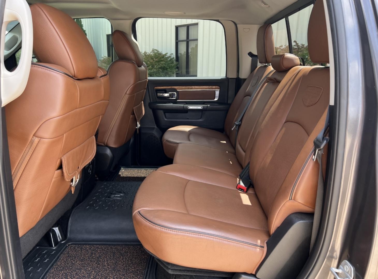 2015 GRAY /Brown Leather RAM 1500 Longhorn Crew Cab 4WD (1C6RR7PT5FS) with an 5.7L V8 HEMI engine, Automatic transmission, located at 506 S. Kingshighway, Cape Girardeau, MO, 63703, (573) 235-5000, 37.294991, -89.553635 - 2015 Ram 1500 Longhorn 217xxx miles 4x4 5.7L V8 HEMI Automatic Leather Navigation Power/Heated/Cooled Seats Heated Rear Seats Heated Steering Wheel Backup Camera Sunroof Bluetooth Remote Start Cruise Power Windows/Locks/Mirrors We have financing available and we accept trades! Fill o - Photo#21