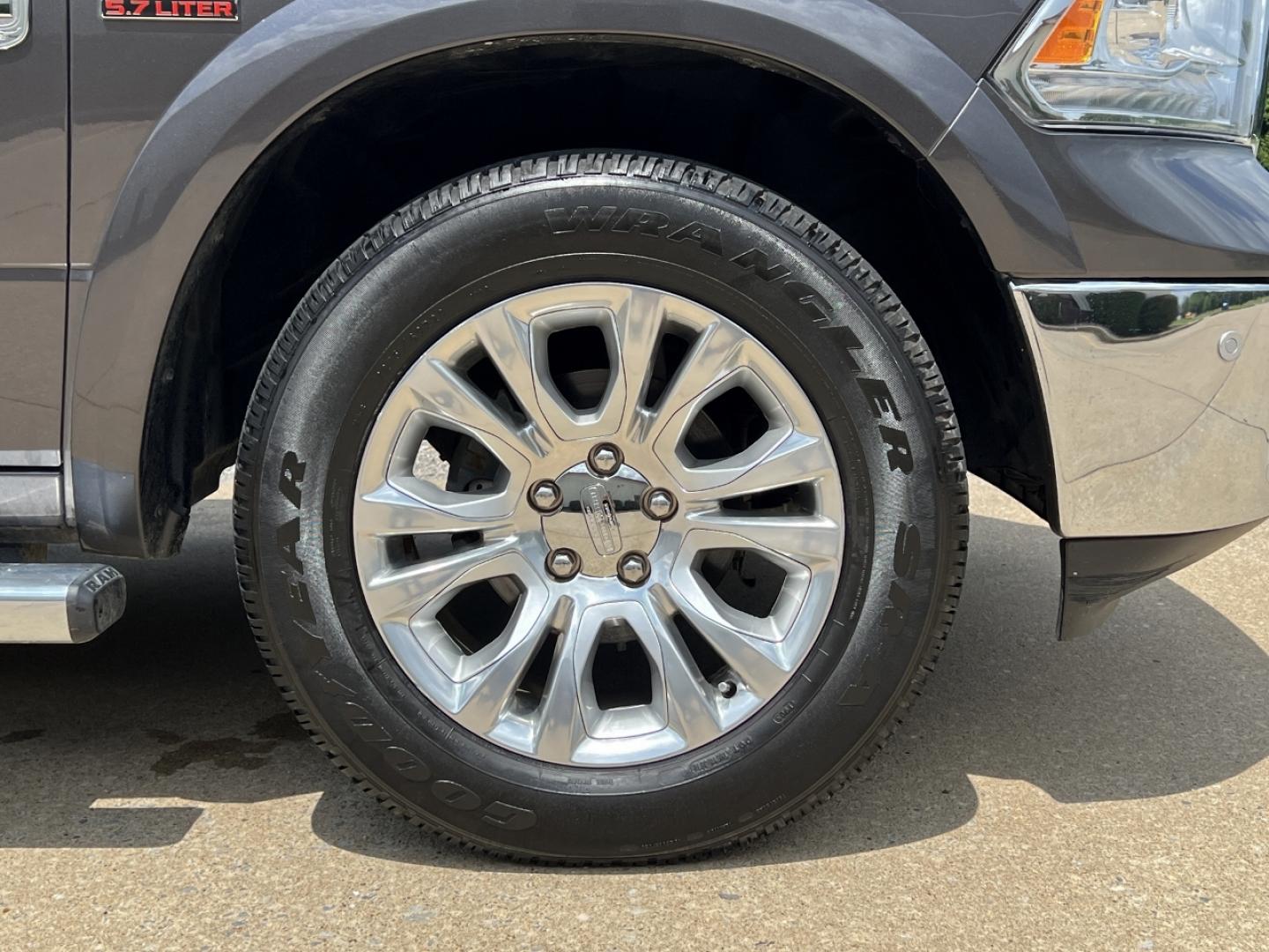 2015 GRAY /Brown Leather RAM 1500 Longhorn Crew Cab 4WD (1C6RR7PT5FS) with an 5.7L V8 HEMI engine, Automatic transmission, located at 506 S. Kingshighway, Cape Girardeau, MO, 63703, (573) 235-5000, 37.294991, -89.553635 - 2015 Ram 1500 Longhorn 217xxx miles 4x4 5.7L V8 HEMI Automatic Leather Navigation Power/Heated/Cooled Seats Heated Rear Seats Heated Steering Wheel Backup Camera Sunroof Bluetooth Remote Start Cruise Power Windows/Locks/Mirrors We have financing available and we accept trades! Fill o - Photo#42