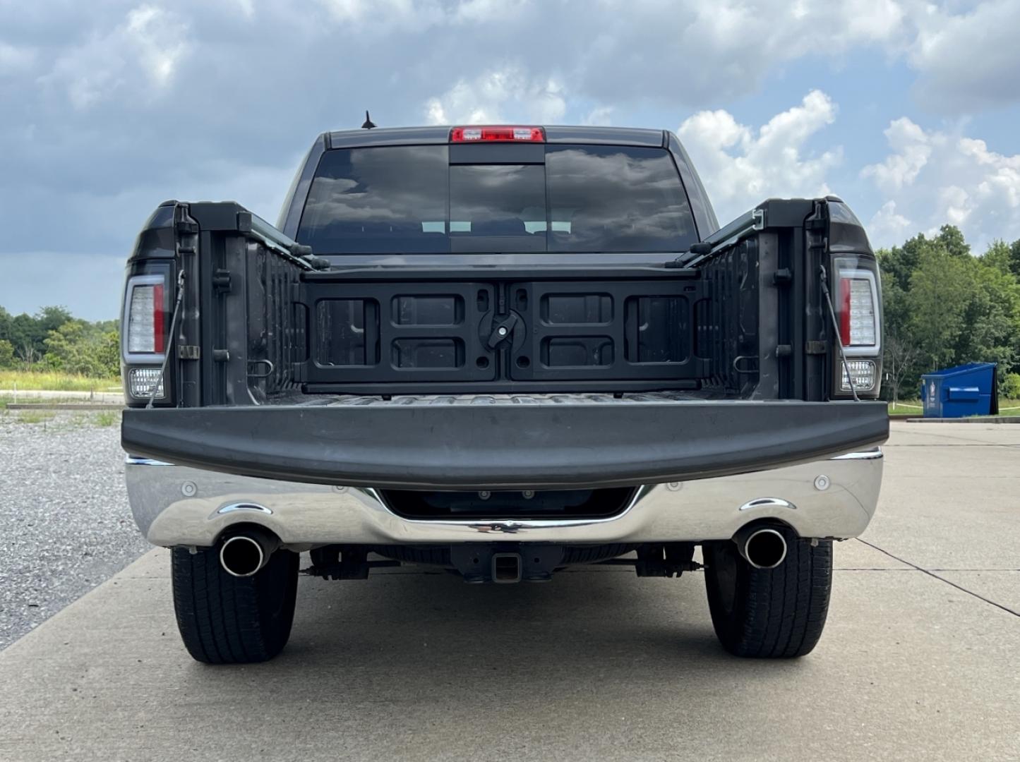 2015 GRAY /Brown Leather RAM 1500 Longhorn Crew Cab 4WD (1C6RR7PT5FS) with an 5.7L V8 HEMI engine, Automatic transmission, located at 506 S. Kingshighway, Cape Girardeau, MO, 63703, (573) 235-5000, 37.294991, -89.553635 - 2015 Ram 1500 Longhorn 217xxx miles 4x4 5.7L V8 HEMI Automatic Leather Navigation Power/Heated/Cooled Seats Heated Rear Seats Heated Steering Wheel Backup Camera Sunroof Bluetooth Remote Start Cruise Power Windows/Locks/Mirrors We have financing available and we accept trades! Fill o - Photo#23