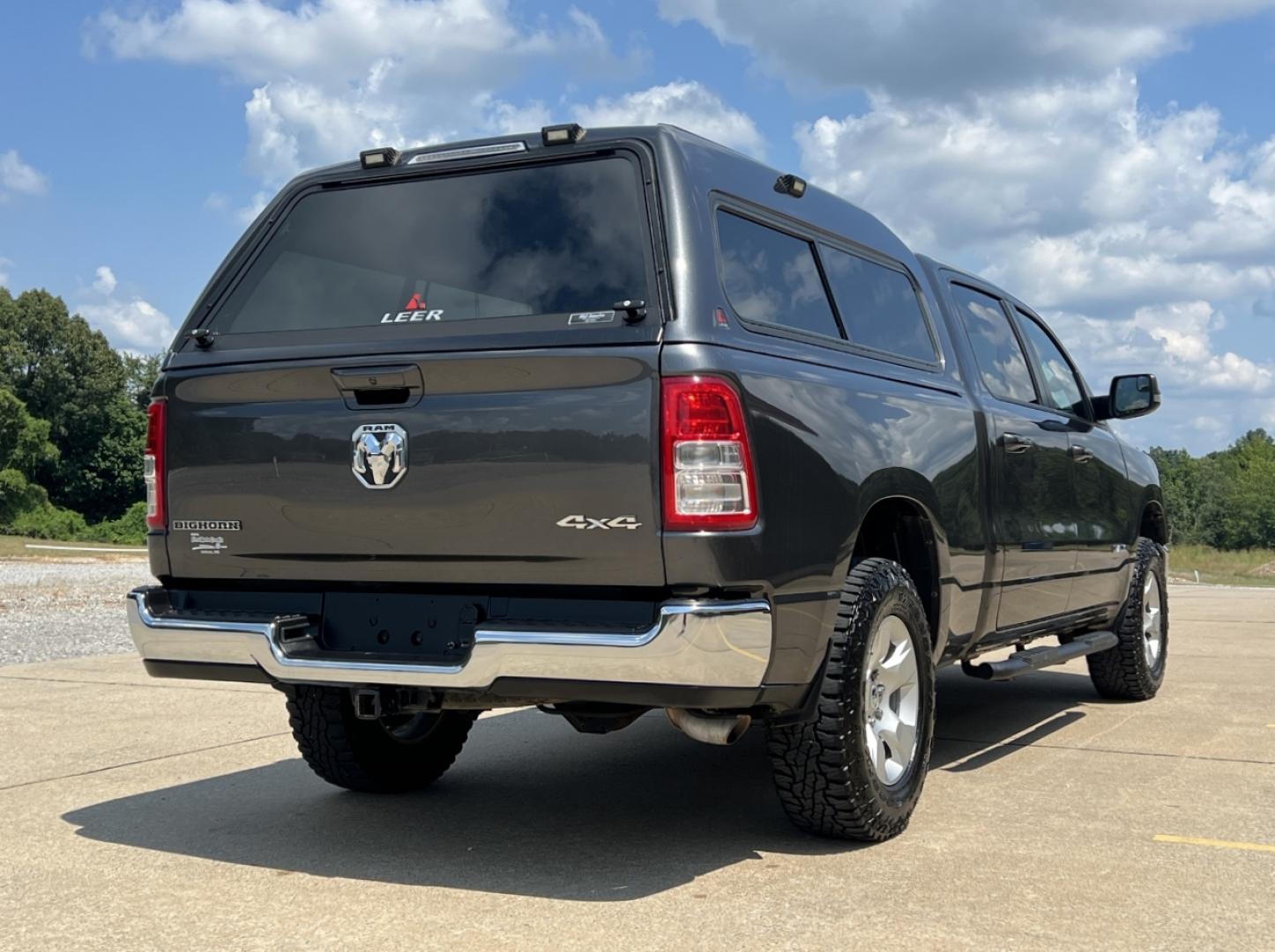 2022 GRAY /Gray Cloth RAM 1500 Big Horn Crew Cab LWB 4WD (1C6RRFMG0NN) with an 3.6L V6 engine, Automatic transmission, located at 2990 Old Orchard Rd., Jackson, MO, 63755, 37.354214, -89.612106 - 2022 Ram 1500 Big Horn 1-Owner 144xxx miles 4x4 3.6L V6 Automatic Backup Camera Power Driver Seat Heated Seats Bluetooth Cruise Power Windows/Locks/Mirrors We have financing available and we accept trades! Fill out a credit application on our website or come by today! If you have any qu - Photo#9