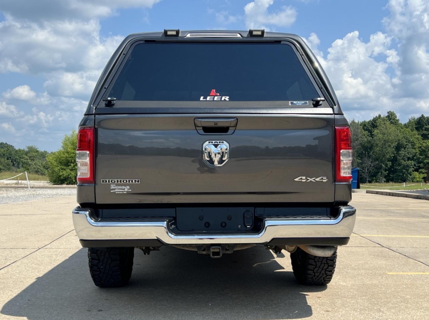 2022 GRAY /Gray Cloth RAM 1500 Big Horn Crew Cab LWB 4WD (1C6RRFMG0NN) with an 3.6L V6 engine, Automatic transmission, located at 2990 Old Orchard Rd., Jackson, MO, 63755, 37.354214, -89.612106 - 2022 Ram 1500 Big Horn 1-Owner 144xxx miles 4x4 3.6L V6 Automatic Backup Camera Power Driver Seat Heated Seats Bluetooth Cruise Power Windows/Locks/Mirrors We have financing available and we accept trades! Fill out a credit application on our website or come by today! If you have any qu - Photo#11