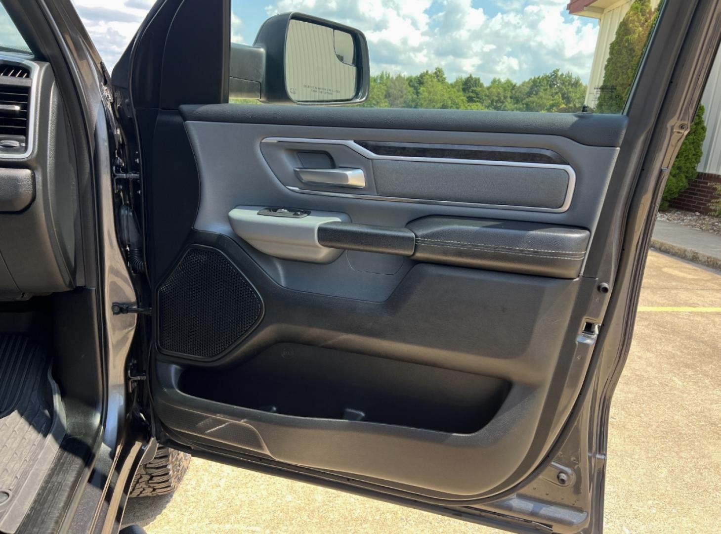 2022 GRAY /Gray Cloth RAM 1500 Big Horn Crew Cab LWB 4WD (1C6RRFMG0NN) with an 3.6L V6 engine, Automatic transmission, located at 2990 Old Orchard Rd., Jackson, MO, 63755, 37.354214, -89.612106 - 2022 Ram 1500 Big Horn 1-Owner 144xxx miles 4x4 3.6L V6 Automatic Backup Camera Power Driver Seat Heated Seats Bluetooth Cruise Power Windows/Locks/Mirrors We have financing available and we accept trades! Fill out a credit application on our website or come by today! If you have any qu - Photo#15
