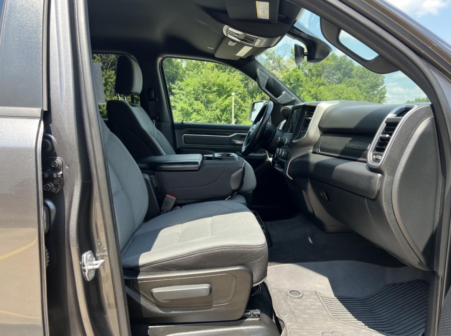 2022 GRAY /Gray Cloth RAM 1500 Big Horn Crew Cab LWB 4WD (1C6RRFMG0NN) with an 3.6L V6 engine, Automatic transmission, located at 2990 Old Orchard Rd., Jackson, MO, 63755, 37.354214, -89.612106 - 2022 Ram 1500 Big Horn 1-Owner 144xxx miles 4x4 3.6L V6 Automatic Backup Camera Power Driver Seat Heated Seats Bluetooth Cruise Power Windows/Locks/Mirrors We have financing available and we accept trades! Fill out a credit application on our website or come by today! If you have any qu - Photo#16