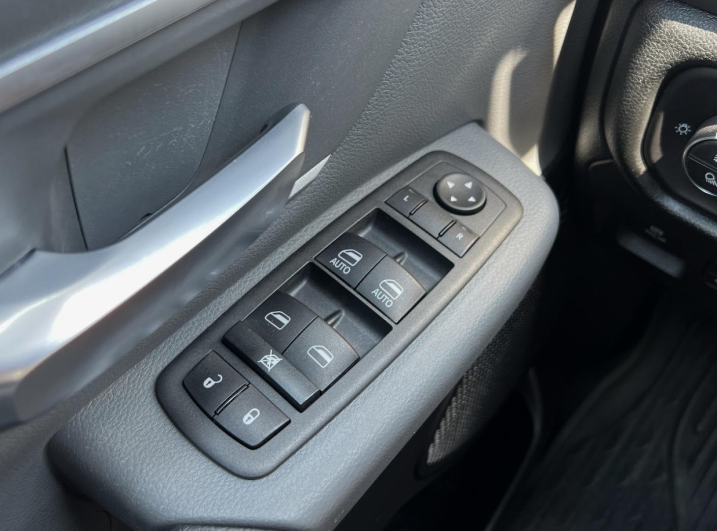 2022 GRAY /Gray Cloth RAM 1500 Big Horn Crew Cab LWB 4WD (1C6RRFMG0NN) with an 3.6L V6 engine, Automatic transmission, located at 2990 Old Orchard Rd., Jackson, MO, 63755, 37.354214, -89.612106 - 2022 Ram 1500 Big Horn 1-Owner 144xxx miles 4x4 3.6L V6 Automatic Backup Camera Power Driver Seat Heated Seats Bluetooth Cruise Power Windows/Locks/Mirrors We have financing available and we accept trades! Fill out a credit application on our website or come by today! If you have any qu - Photo#27