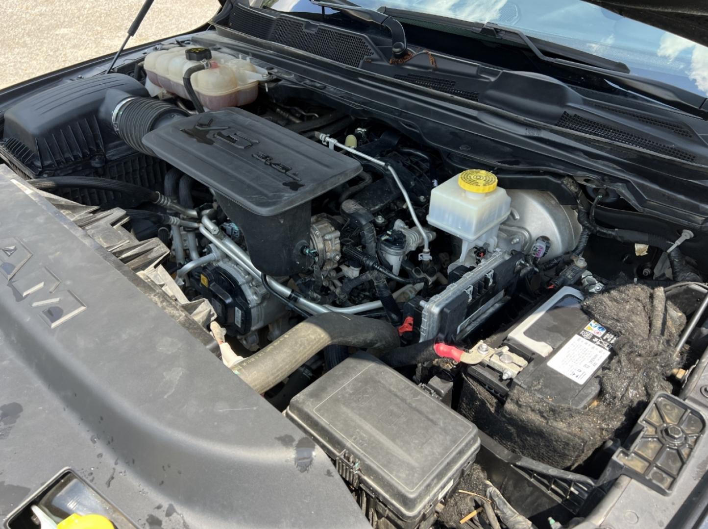 2022 GRAY /Gray Cloth RAM 1500 Big Horn Crew Cab LWB 4WD (1C6RRFMG0NN) with an 3.6L V6 engine, Automatic transmission, located at 2990 Old Orchard Rd., Jackson, MO, 63755, 37.354214, -89.612106 - 2022 Ram 1500 Big Horn 1-Owner 144xxx miles 4x4 3.6L V6 Automatic Backup Camera Power Driver Seat Heated Seats Bluetooth Cruise Power Windows/Locks/Mirrors We have financing available and we accept trades! Fill out a credit application on our website or come by today! If you have any qu - Photo#33