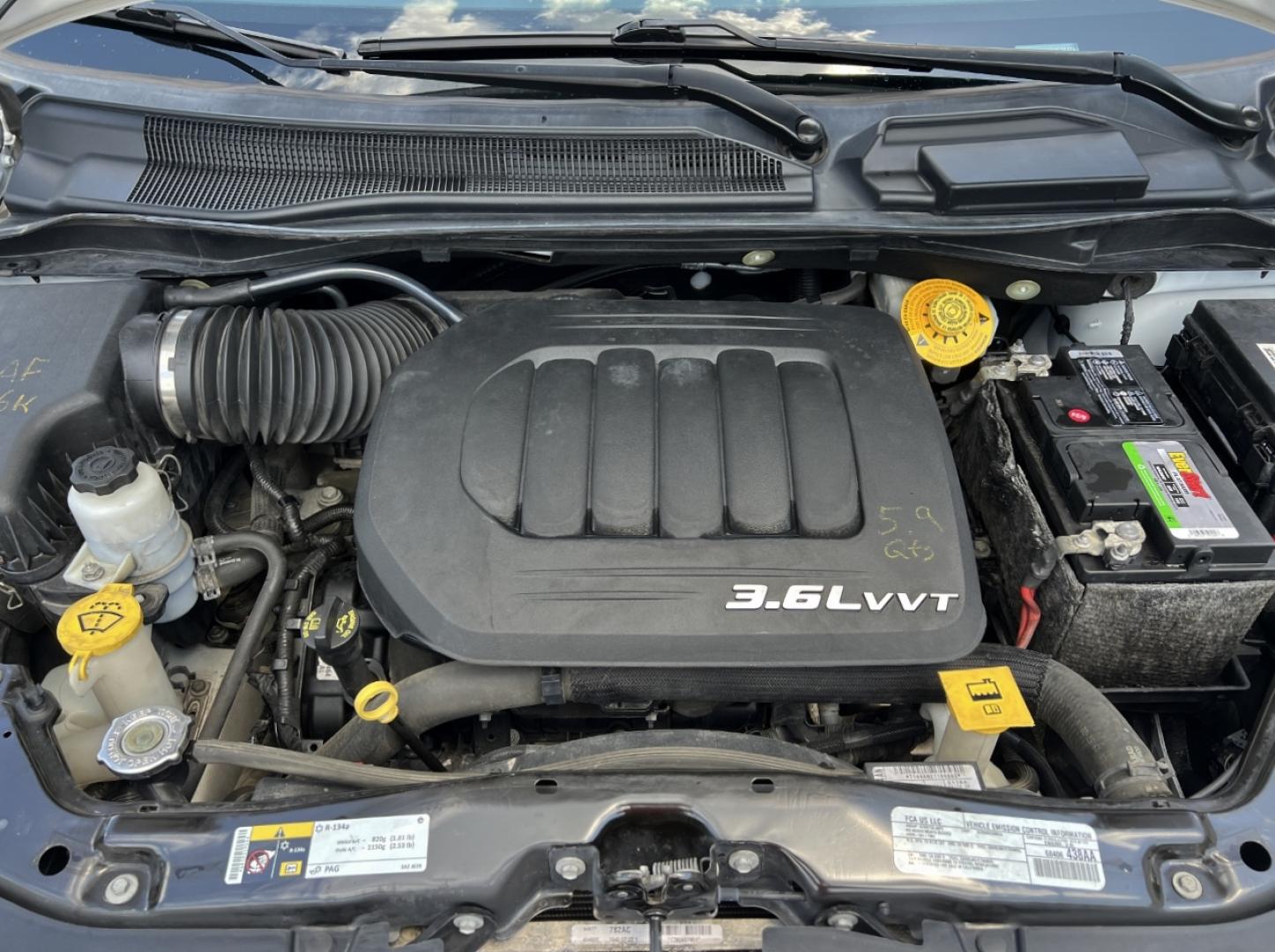 2019 WHITE /Black Leather/Suede Dodge Grand Caravan SXT (2C4RDGCG9KR) with an 3.6L V6 engine, Automatic transmission, located at 506 S. Kingshighway, Cape Girardeau, MO, 63703, (573) 235-5000, 37.294991, -89.553635 - 2019 Dodge Grand Caravan SXT 110xxx miles Front Wheel Drive 3.6L V6 Automatic Leather 3rd Row Stow 'N Go Backup Camera Power Driver Seat Bluetooth Cruise Remote Start Power Windows/Locks/Mirrors We have financing available and we accept trades! Fill out a credit application on our webs - Photo#32