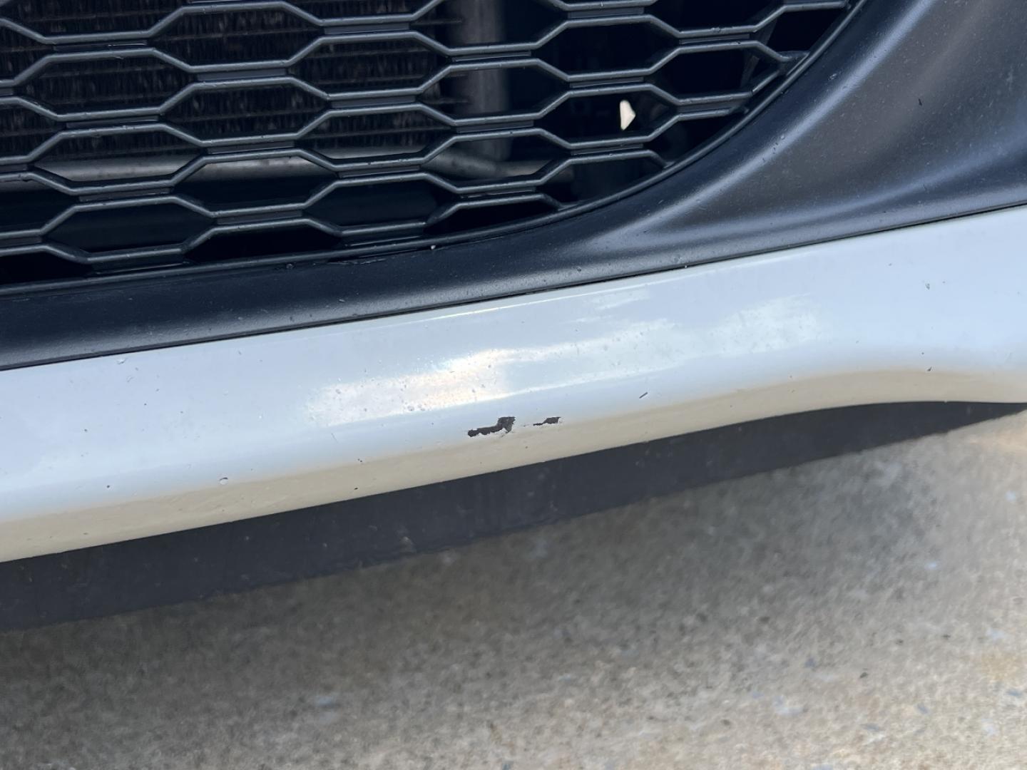 2019 WHITE /Black Leather/Suede Dodge Grand Caravan SXT (2C4RDGCG9KR) with an 3.6L V6 engine, Automatic transmission, located at 506 S. Kingshighway, Cape Girardeau, MO, 63703, (573) 235-5000, 37.294991, -89.553635 - 2019 Dodge Grand Caravan SXT 110xxx miles Front Wheel Drive 3.6L V6 Automatic Leather 3rd Row Stow 'N Go Backup Camera Power Driver Seat Bluetooth Cruise Remote Start Power Windows/Locks/Mirrors We have financing available and we accept trades! Fill out a credit application on our webs - Photo#43