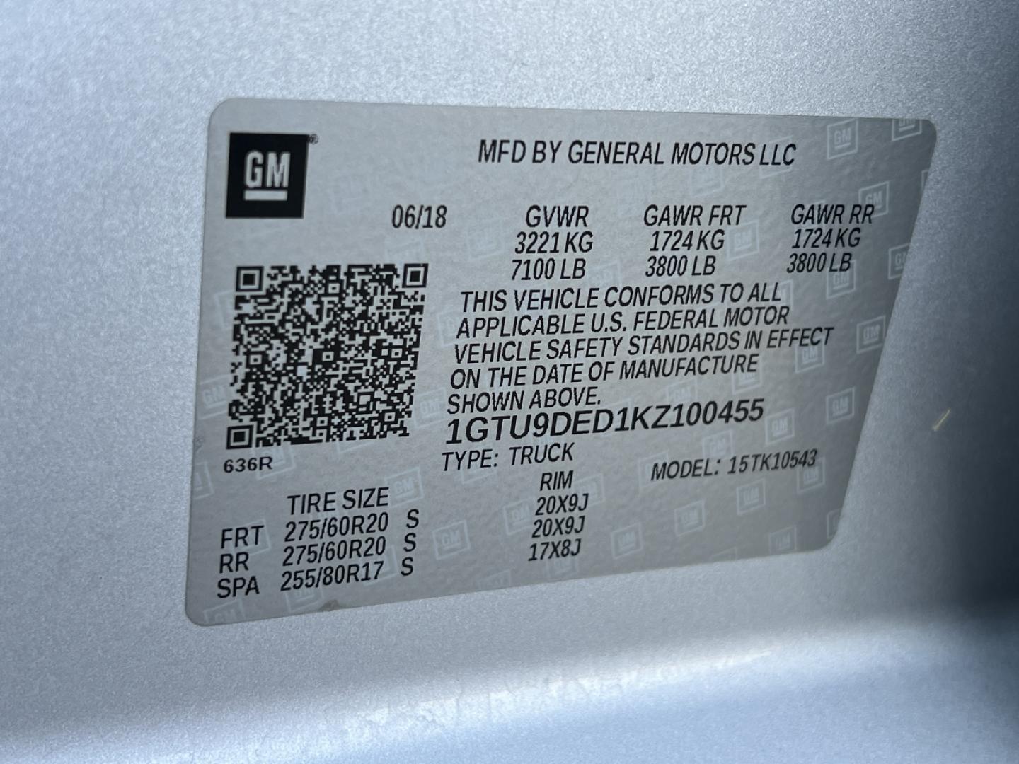 2019 SILVER /Black Leather GMC Sierra 1500 SLT Crew Cab 4WD (1GTU9DED1KZ) with an 5.3L V8 engine, Automatic transmission, located at 506 S. Kingshighway, Cape Girardeau, MO, 63703, (573) 235-5000, 37.294991, -89.553635 - 2019 GMC Sierra 1500 SLT 147xxx miles 4x4 5.3L V8 Automatic Leather Power/Heated/Cooled Seats Heated Rear Seats Heated Steering Wheel Backup Camera Sunroof Bluetooth Remote Start Cruise Power Windows/Locks/Mirrors We have financing available and we accept trades! Fill out a credit app - Photo#45