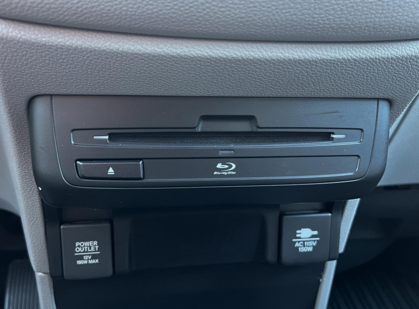 2019 GRAY /Gray Leather Honda Odyssey EX-L (5FNRL6H78KB) with an 3.5L V6 engine, Automatic transmission, located at 2990 Old Orchard Rd., Jackson, MO, 63755, 37.354214, -89.612106 - 2019 Honda Odyssey EX-L 81xxx miles Front Wheel Drive 3.5L V6 Automatic Leather 3rd Row Navigation Rear Entertainment Backup Camera Power/Heated Seats Sunroof Bluetooth Remote Start Cruise Power Windows/Locks/Mirrors We have financing available and we accept trades! Fill out a credit - Photo#31