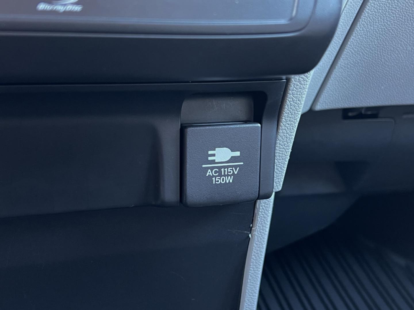 2019 GRAY /Gray Leather Honda Odyssey EX-L (5FNRL6H78KB) with an 3.5L V6 engine, Automatic transmission, located at 2990 Old Orchard Rd., Jackson, MO, 63755, 37.354214, -89.612106 - 2019 Honda Odyssey EX-L 81xxx miles Front Wheel Drive 3.5L V6 Automatic Leather 3rd Row Navigation Rear Entertainment Backup Camera Power/Heated Seats Sunroof Bluetooth Remote Start Cruise Power Windows/Locks/Mirrors We have financing available and we accept trades! Fill out a credit - Photo#32