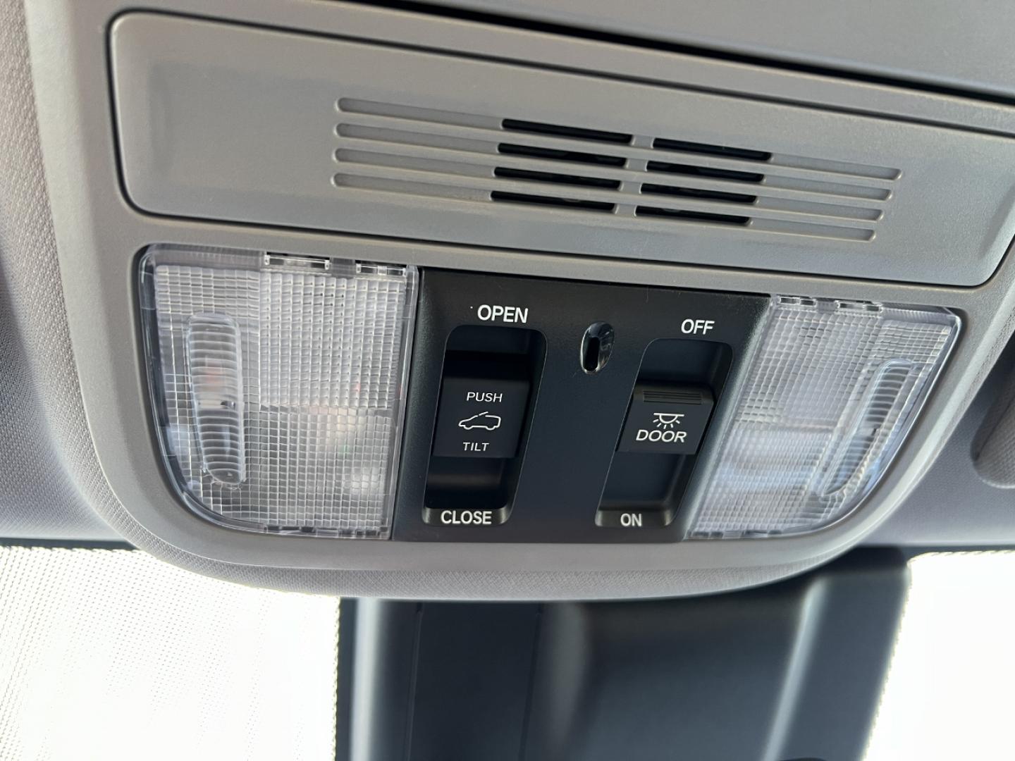 2019 GRAY /Gray Leather Honda Odyssey EX-L (5FNRL6H78KB) with an 3.5L V6 engine, Automatic transmission, located at 2990 Old Orchard Rd., Jackson, MO, 63755, 37.354214, -89.612106 - 2019 Honda Odyssey EX-L 81xxx miles Front Wheel Drive 3.5L V6 Automatic Leather 3rd Row Navigation Rear Entertainment Backup Camera Power/Heated Seats Sunroof Bluetooth Remote Start Cruise Power Windows/Locks/Mirrors We have financing available and we accept trades! Fill out a credit - Photo#36