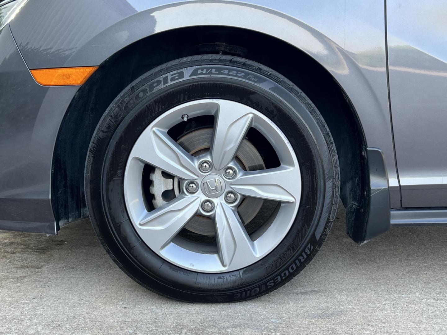 2019 GRAY /Gray Leather Honda Odyssey EX-L (5FNRL6H78KB) with an 3.5L V6 engine, Automatic transmission, located at 2990 Old Orchard Rd., Jackson, MO, 63755, 37.354214, -89.612106 - 2019 Honda Odyssey EX-L 81xxx miles Front Wheel Drive 3.5L V6 Automatic Leather 3rd Row Navigation Rear Entertainment Backup Camera Power/Heated Seats Sunroof Bluetooth Remote Start Cruise Power Windows/Locks/Mirrors We have financing available and we accept trades! Fill out a credit - Photo#45