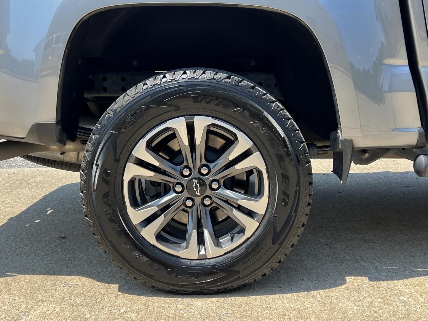 2021 GRAY /Gray Cloth/Leatherette Chevrolet Colorado Z71 Off Road Crew Cab Long Box 4WD (1GCGTDEN0M1) with an 3.6L V6 engine, Automatic transmission, located at 506 S. Kingshighway, Cape Girardeau, MO, 63703, (573) 235-5000, 37.294991, -89.553635 - 2021 Chevrolet Colorado Z71 Off Road Only 34xxx miles 4x4 3.6L V6 Automatic Cloth/Leatherette Backup Camera Power Driver Seat Heated Seats Bluetooth Remote Start Cruise Power Windows/Locks/Mirrors We have financing available and we accept trades! Fill out a credit application on our web - Photo#40