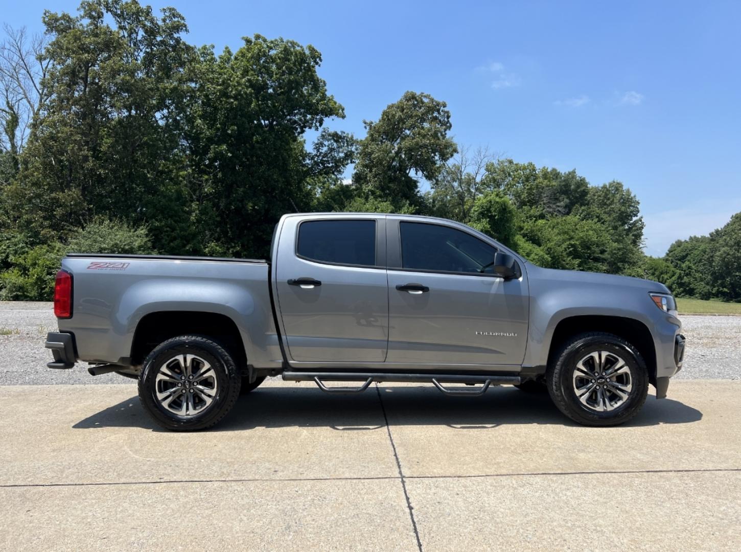 2021 GRAY /Gray Cloth/Leatherette Chevrolet Colorado Z71 Off Road Crew Cab Long Box 4WD (1GCGTDEN0M1) with an 3.6L V6 engine, Automatic transmission, located at 506 S. Kingshighway, Cape Girardeau, MO, 63703, (573) 235-5000, 37.294991, -89.553635 - 2021 Chevrolet Colorado Z71 Off Road Only 34xxx miles 4x4 3.6L V6 Automatic Cloth/Leatherette Backup Camera Power Driver Seat Heated Seats Bluetooth Remote Start Cruise Power Windows/Locks/Mirrors We have financing available and we accept trades! Fill out a credit application on our web - Photo#9