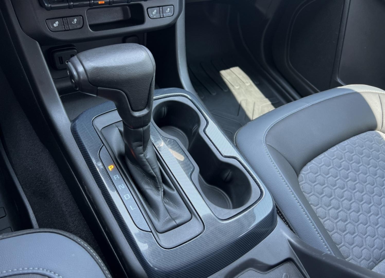 2021 GRAY /Gray Cloth/Leatherette Chevrolet Colorado Z71 Off Road Crew Cab Long Box 4WD (1GCGTDEN0M1) with an 3.6L V6 engine, Automatic transmission, located at 506 S. Kingshighway, Cape Girardeau, MO, 63703, (573) 235-5000, 37.294991, -89.553635 - 2021 Chevrolet Colorado Z71 Off Road Only 34xxx miles 4x4 3.6L V6 Automatic Cloth/Leatherette Backup Camera Power Driver Seat Heated Seats Bluetooth Remote Start Cruise Power Windows/Locks/Mirrors We have financing available and we accept trades! Fill out a credit application on our web - Photo#25