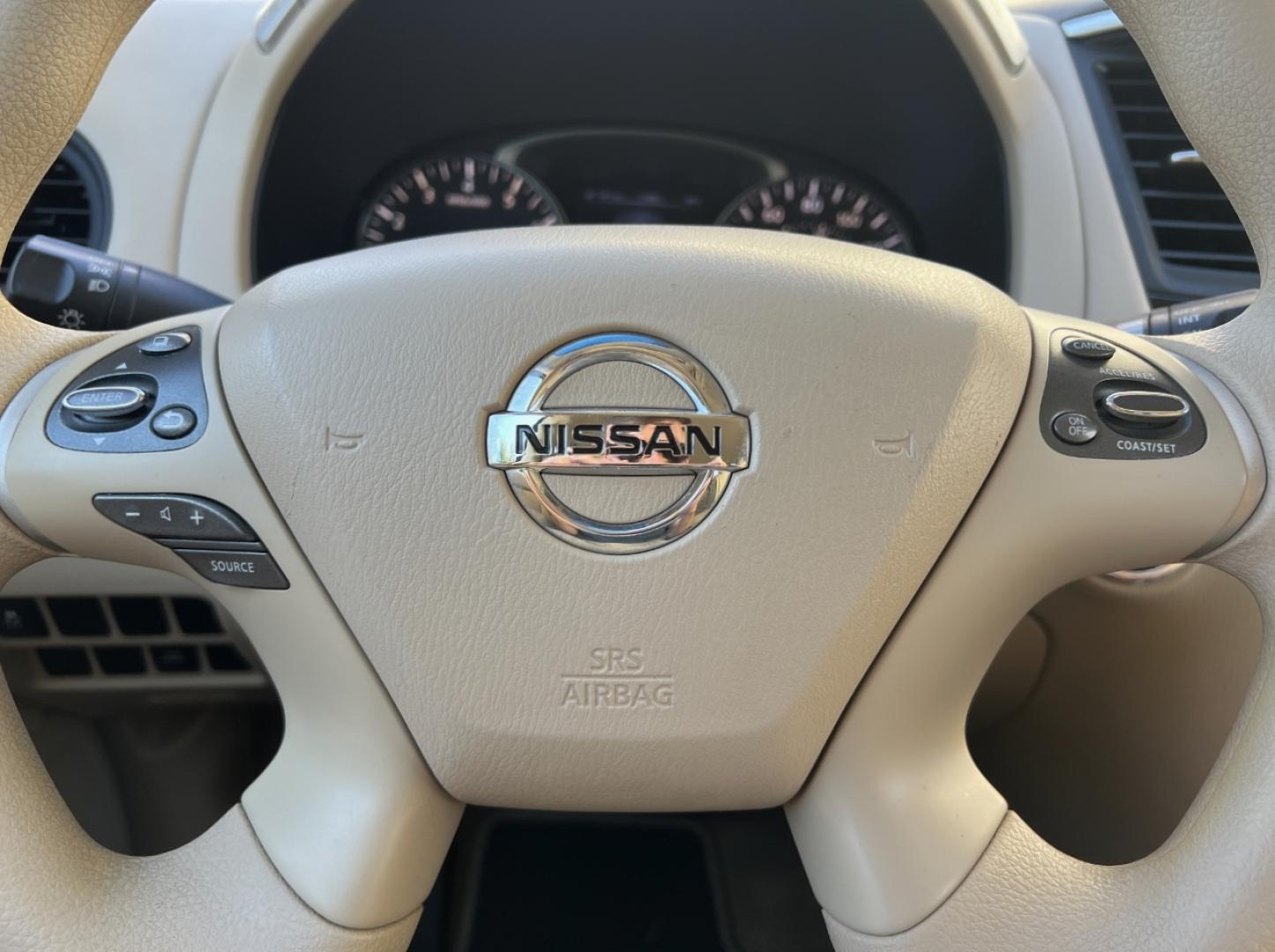 2014 WHITE /Tan Nissan Pathfinder S 4WD (5N1AR2MM1EC) with an 3.5L V6 engine, Continuously Variable Transmission transmission, located at 2990 Old Orchard Rd., Jackson, MO, 63755, 37.354214, -89.612106 - 2014 Nissan Pathfinder S 142xxx miles 4 Wheel Drive 3.5L V6 Automatic 3rd Row Backup Camera Cruise Power Windows/Locks/Mirrors We have financing available and we accept trades! Fill out a credit application on our website or come by today! If you have any questions, give us a call at (573) - Photo#21