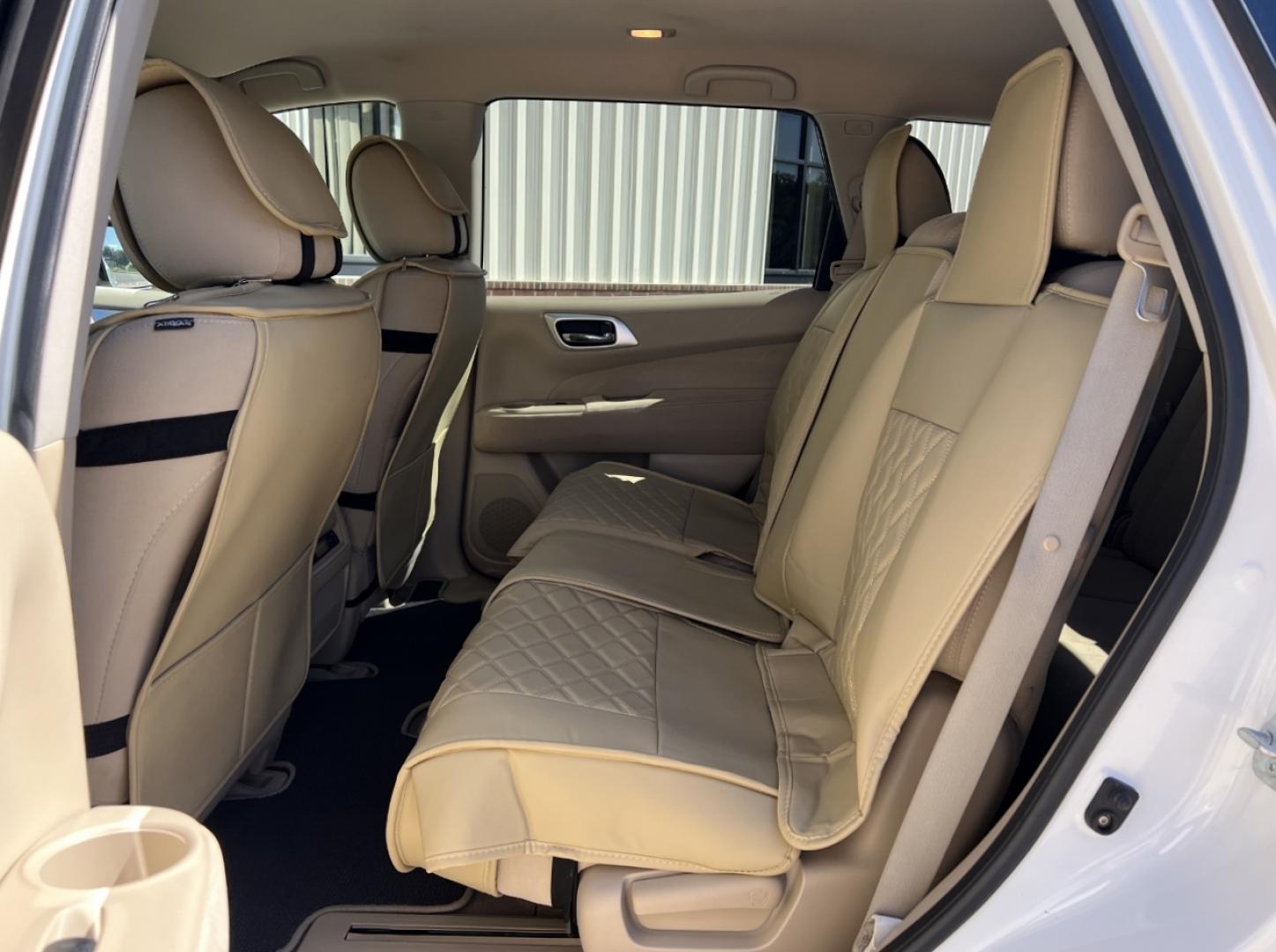 2014 WHITE /Tan Nissan Pathfinder S 4WD (5N1AR2MM1EC) with an 3.5L V6 engine, Continuously Variable Transmission transmission, located at 2990 Old Orchard Rd., Jackson, MO, 63755, 37.354214, -89.612106 - 2014 Nissan Pathfinder S 142xxx miles 4 Wheel Drive 3.5L V6 Automatic 3rd Row Backup Camera Cruise Power Windows/Locks/Mirrors We have financing available and we accept trades! Fill out a credit application on our website or come by today! If you have any questions, give us a call at (573) - Photo#15
