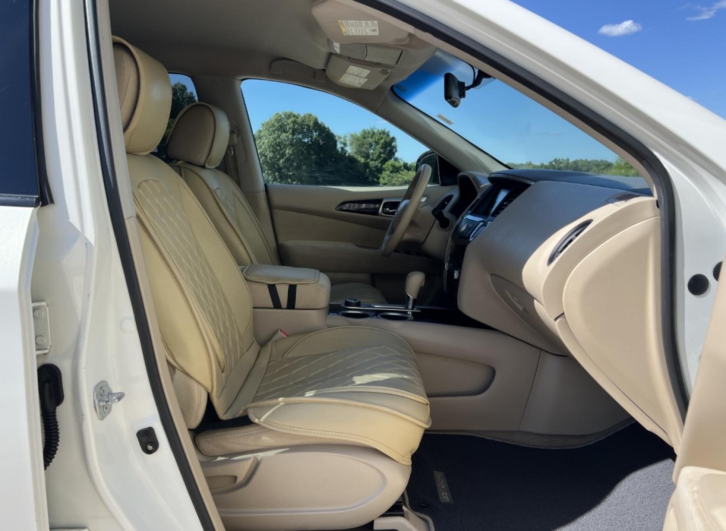 2014 WHITE /Tan Nissan Pathfinder S 4WD (5N1AR2MM1EC) with an 3.5L V6 engine, Continuously Variable Transmission transmission, located at 2990 Old Orchard Rd., Jackson, MO, 63755, 37.354214, -89.612106 - 2014 Nissan Pathfinder S 142xxx miles 4 Wheel Drive 3.5L V6 Automatic 3rd Row Backup Camera Cruise Power Windows/Locks/Mirrors We have financing available and we accept trades! Fill out a credit application on our website or come by today! If you have any questions, give us a call at (573) - Photo#14