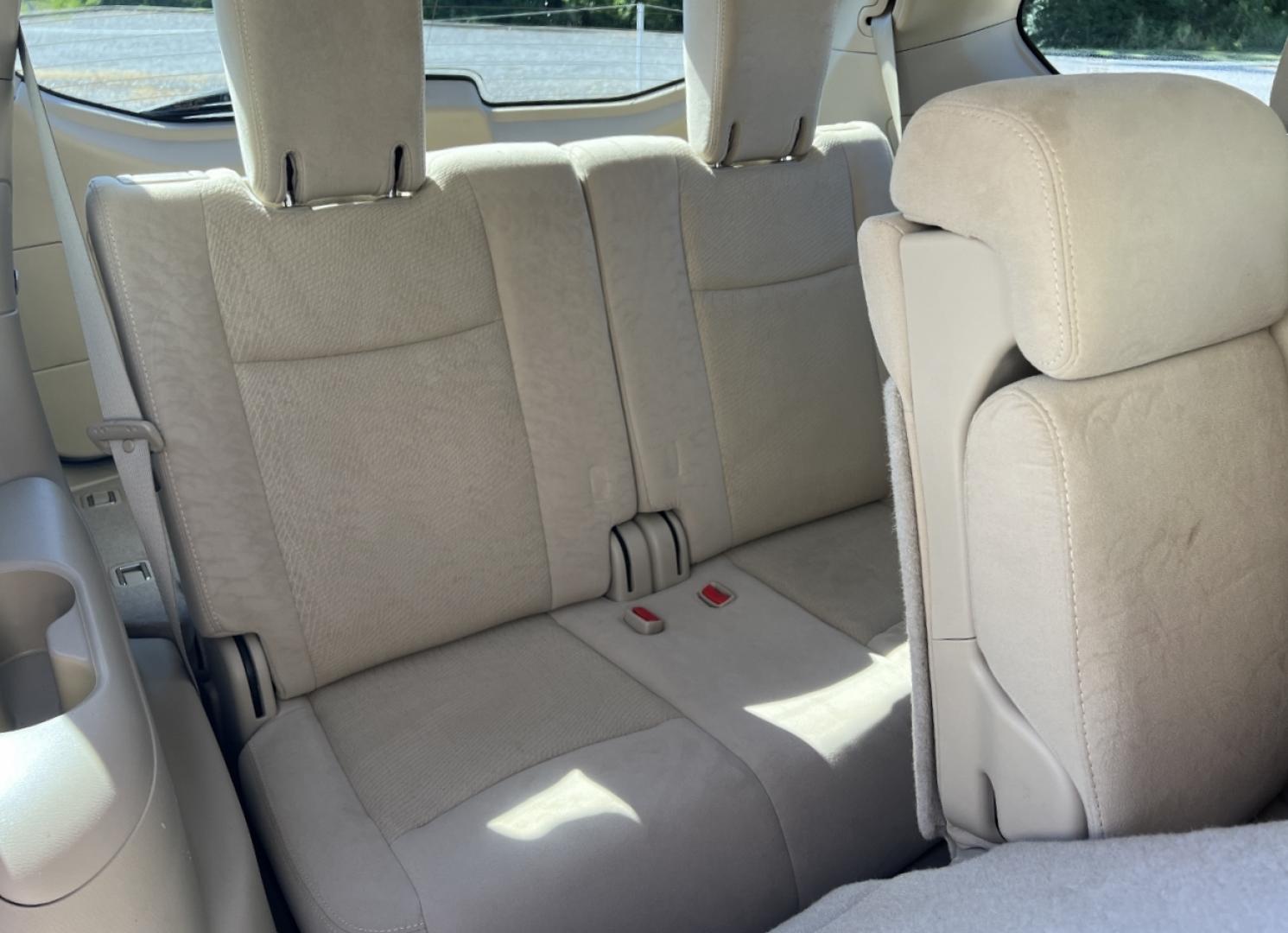 2014 WHITE /Tan Nissan Pathfinder S 4WD (5N1AR2MM1EC) with an 3.5L V6 engine, Continuously Variable Transmission transmission, located at 2990 Old Orchard Rd., Jackson, MO, 63755, 37.354214, -89.612106 - 2014 Nissan Pathfinder S 142xxx miles 4 Wheel Drive 3.5L V6 Automatic 3rd Row Backup Camera Cruise Power Windows/Locks/Mirrors We have financing available and we accept trades! Fill out a credit application on our website or come by today! If you have any questions, give us a call at (573) - Photo#17