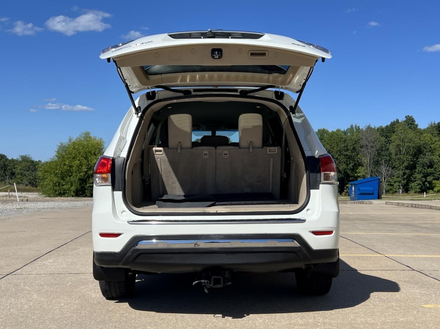 2014 WHITE /Tan Nissan Pathfinder S 4WD (5N1AR2MM1EC) with an 3.5L V6 engine, Continuously Variable Transmission transmission, located at 2990 Old Orchard Rd., Jackson, MO, 63755, 37.354214, -89.612106 - 2014 Nissan Pathfinder S 142xxx miles 4 Wheel Drive 3.5L V6 Automatic 3rd Row Backup Camera Cruise Power Windows/Locks/Mirrors We have financing available and we accept trades! Fill out a credit application on our website or come by today! If you have any questions, give us a call at (573) - Photo#18
