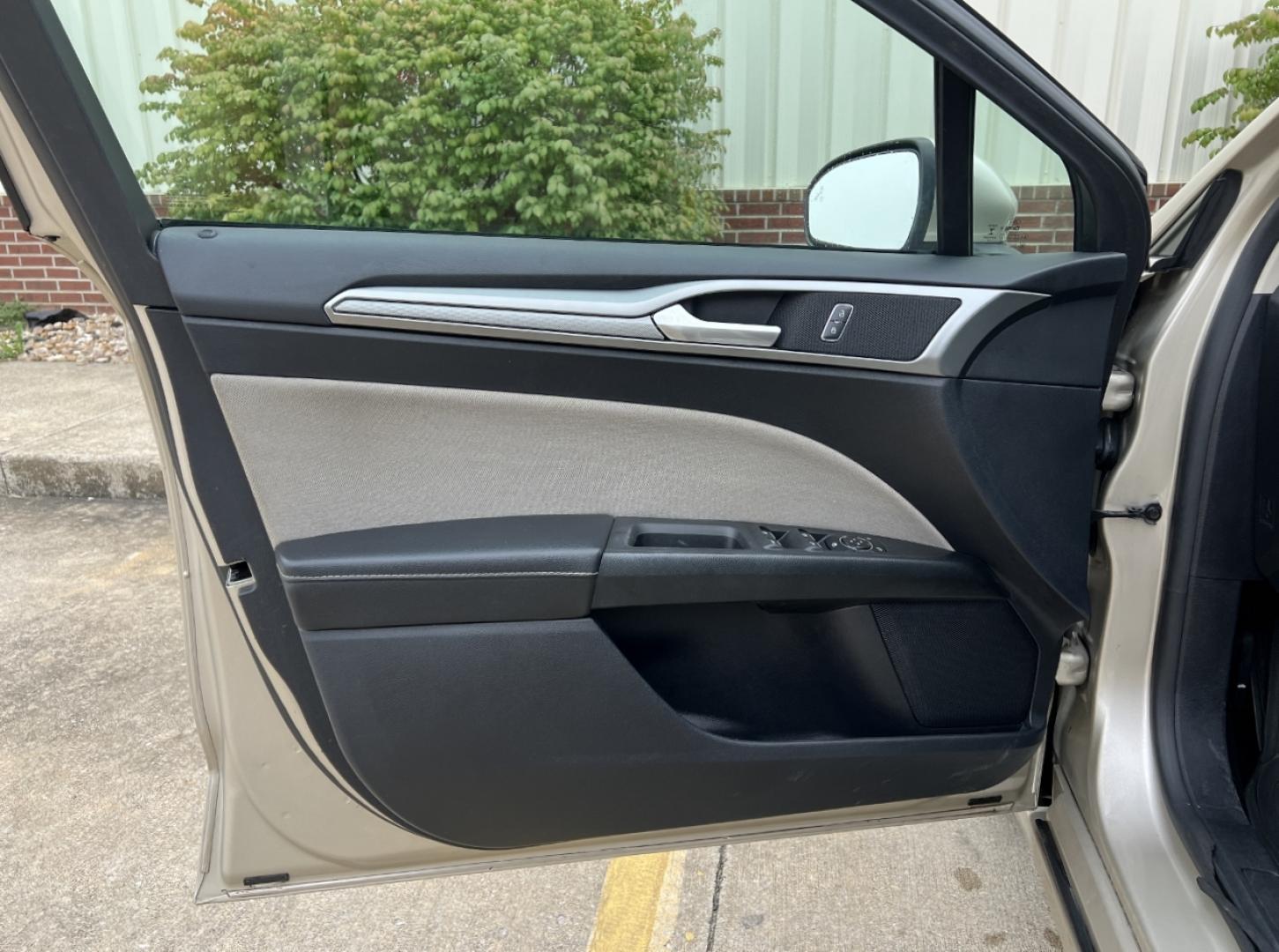 2019 GOLD /Tan Cloth Ford Fusion S (3FA6P0G79KR) with an 2.5L 4 Cyl. engine, Automatic transmission, located at 2990 Old Orchard Rd., Jackson, MO, 63755, 37.354214, -89.612106 - 2019 Ford Fusion S Only 57xxx miles Front Wheel Drive 2.5L 4 Cyl. Automatic Backup Camera Bluetooth Cruise Power Windows/Locks/Mirrors We have financing available and we accept trades! Fill out a credit application on our website or come by today! If you have any questions, give us a call - Photo#10