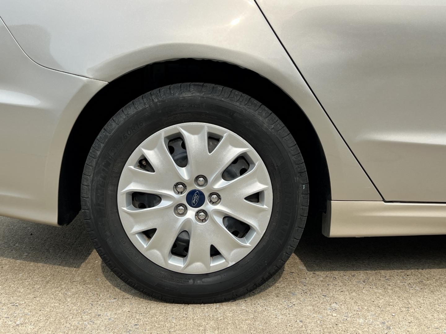 2019 GOLD /Tan Cloth Ford Fusion S (3FA6P0G79KR) with an 2.5L 4 Cyl. engine, Automatic transmission, located at 2990 Old Orchard Rd., Jackson, MO, 63755, 37.354214, -89.612106 - 2019 Ford Fusion S Only 57xxx miles Front Wheel Drive 2.5L 4 Cyl. Automatic Backup Camera Bluetooth Cruise Power Windows/Locks/Mirrors We have financing available and we accept trades! Fill out a credit application on our website or come by today! If you have any questions, give us a call - Photo#34