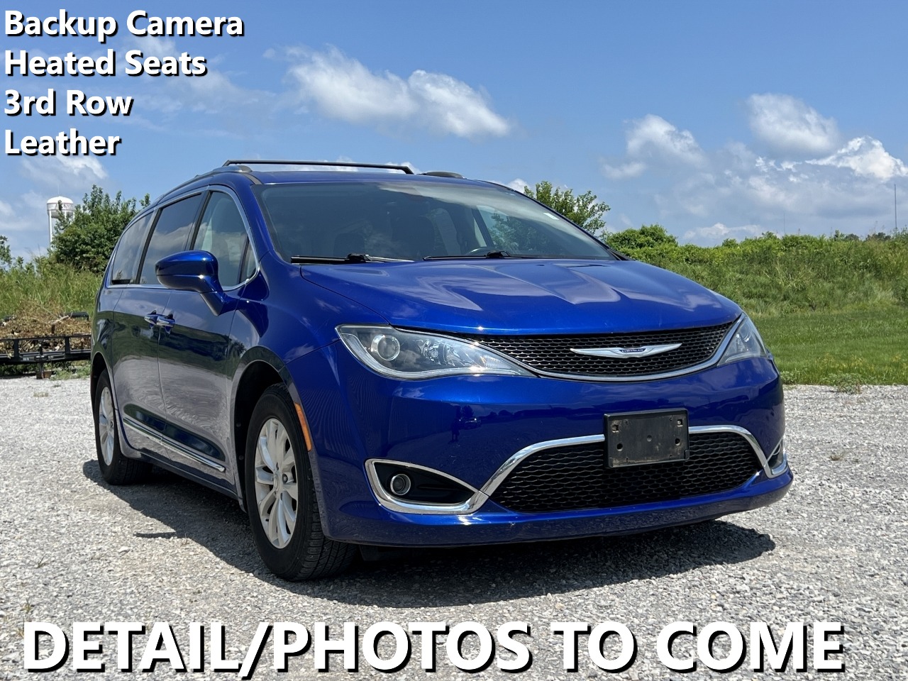 photo of 2019 Chrysler Pacifica Touring-L