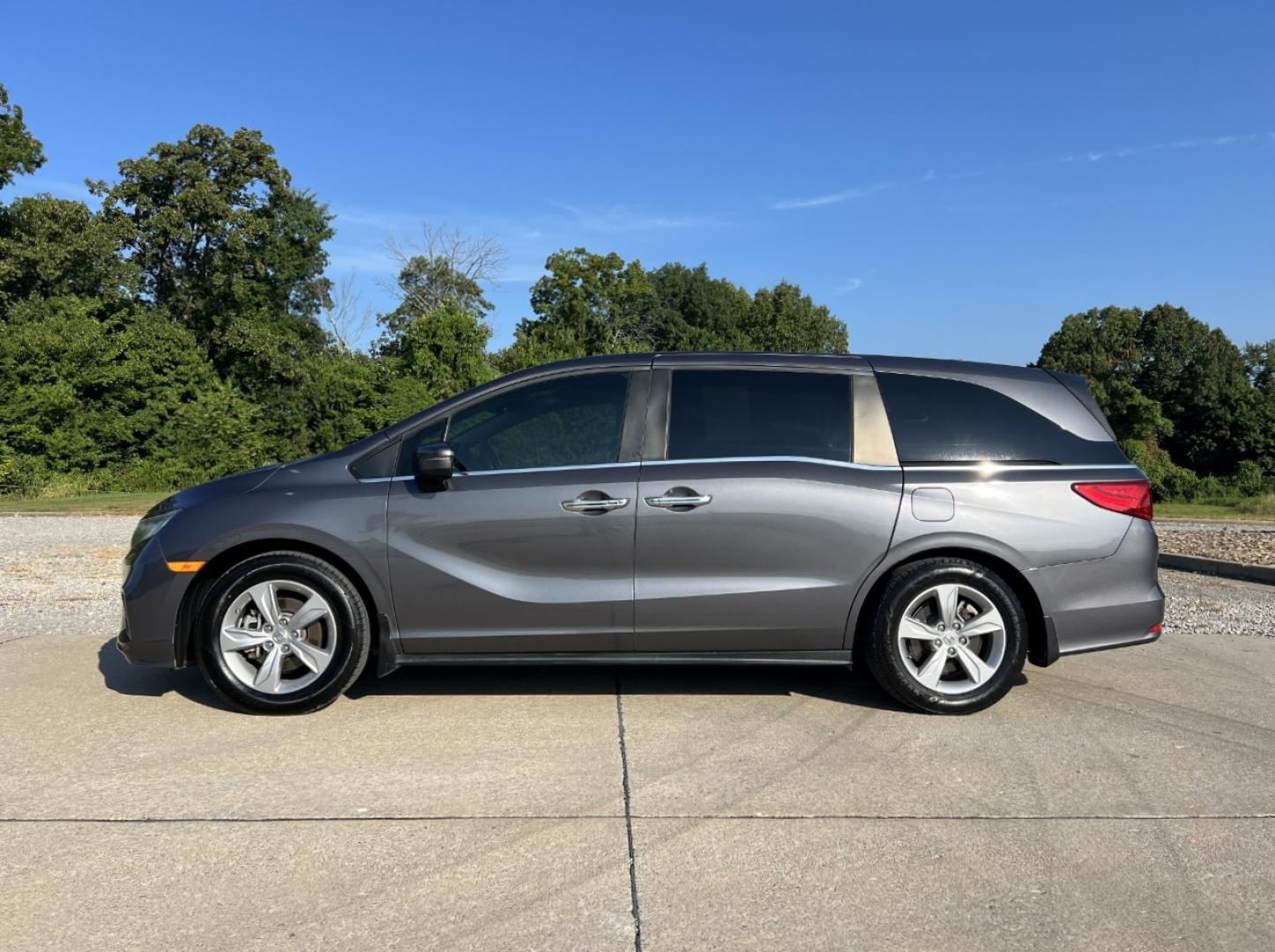 2019 GRAY /Gray Leather Honda Odyssey EX-L (5FNRL6H75KB) with an 3.5L V6 engine, Automatic transmission, located at 506 S. Kingshighway, Cape Girardeau, MO, 63703, (573) 235-5000, 37.294991, -89.553635 - 2019 Honda Odyssey EX-L 87xxx miles Front Wheel Drive 3.5L V6 Automatic Leather 3rd Row Navigation Rear Entertainment Power/Heated Seats Backup Camera Sunroof Bluetooth Remote Start Cruise Power Windows/Locks/Mirrors We have financing available and we accept trades! Fill out a credit - Photo#10