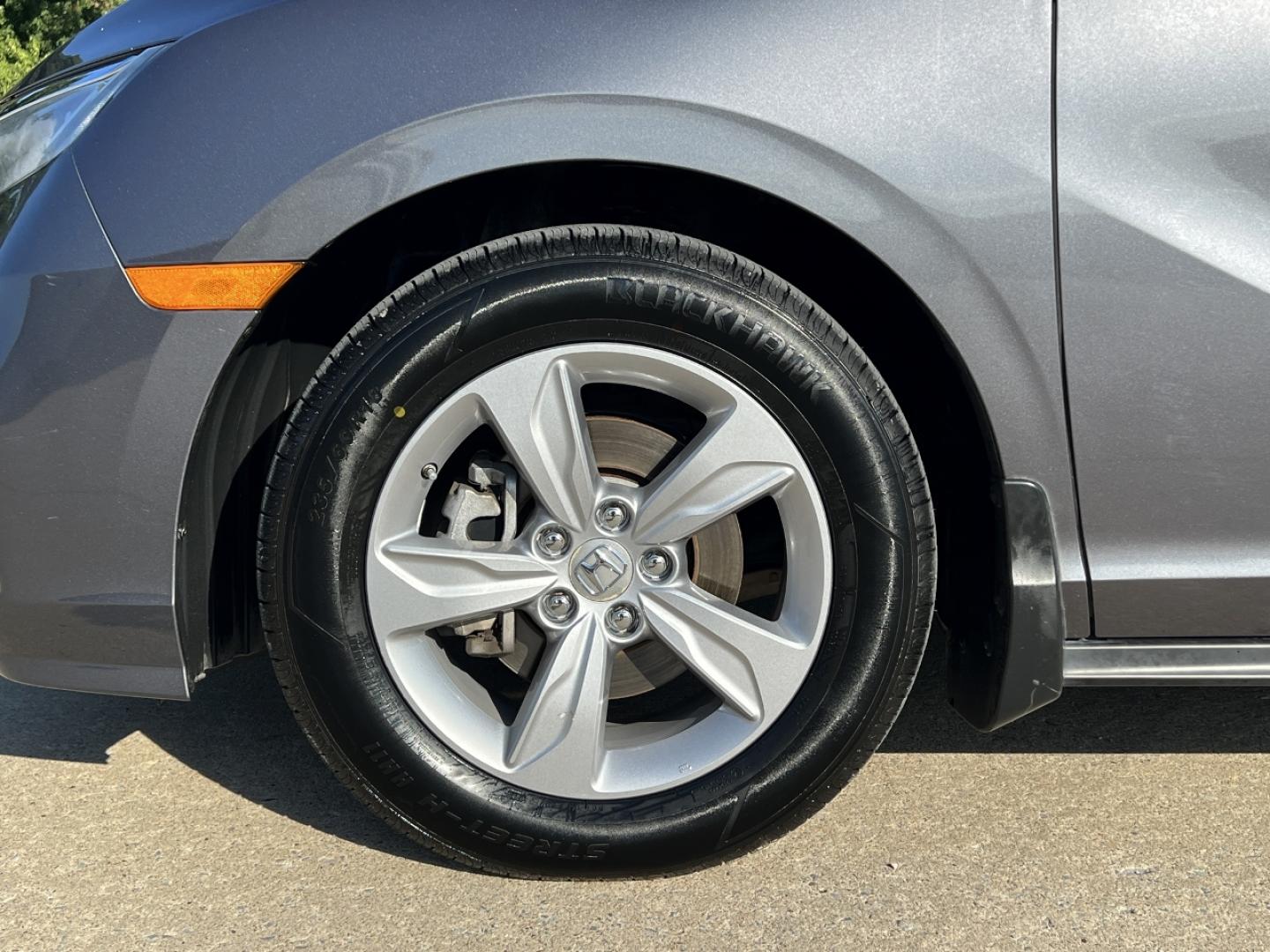 2019 GRAY /Gray Leather Honda Odyssey EX-L (5FNRL6H75KB) with an 3.5L V6 engine, Automatic transmission, located at 506 S. Kingshighway, Cape Girardeau, MO, 63703, (573) 235-5000, 37.294991, -89.553635 - 2019 Honda Odyssey EX-L 87xxx miles Front Wheel Drive 3.5L V6 Automatic Leather 3rd Row Navigation Rear Entertainment Power/Heated Seats Backup Camera Sunroof Bluetooth Remote Start Cruise Power Windows/Locks/Mirrors We have financing available and we accept trades! Fill out a credit - Photo#43