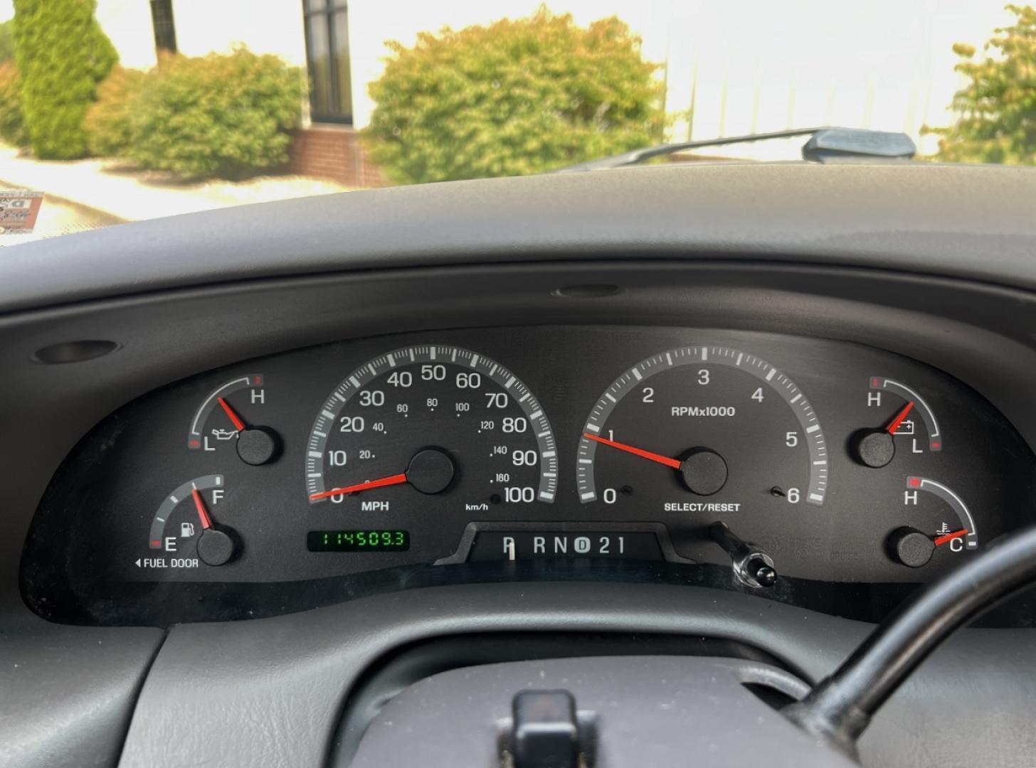 2002 BLUE /Gray Cloth Ford F-150 XLT Flareside 2WD (2FTRF07252C) with an 4.2L V6 engine, Automatic transmission, located at 2990 Old Orchard Rd., Jackson, MO, 63755, 37.354214, -89.612106 - 2002 Ford F-150 XLT 114xxx miles Rear Wheel Drive 4.2L V6 Automatic Cruise Power Windows/Locks/Mirrors We have financing available and we accept trades! Fill out a credit application on our website or come by today! If you have any questions, give us a call at (573) 204-7777 or visit our web - Photo#1