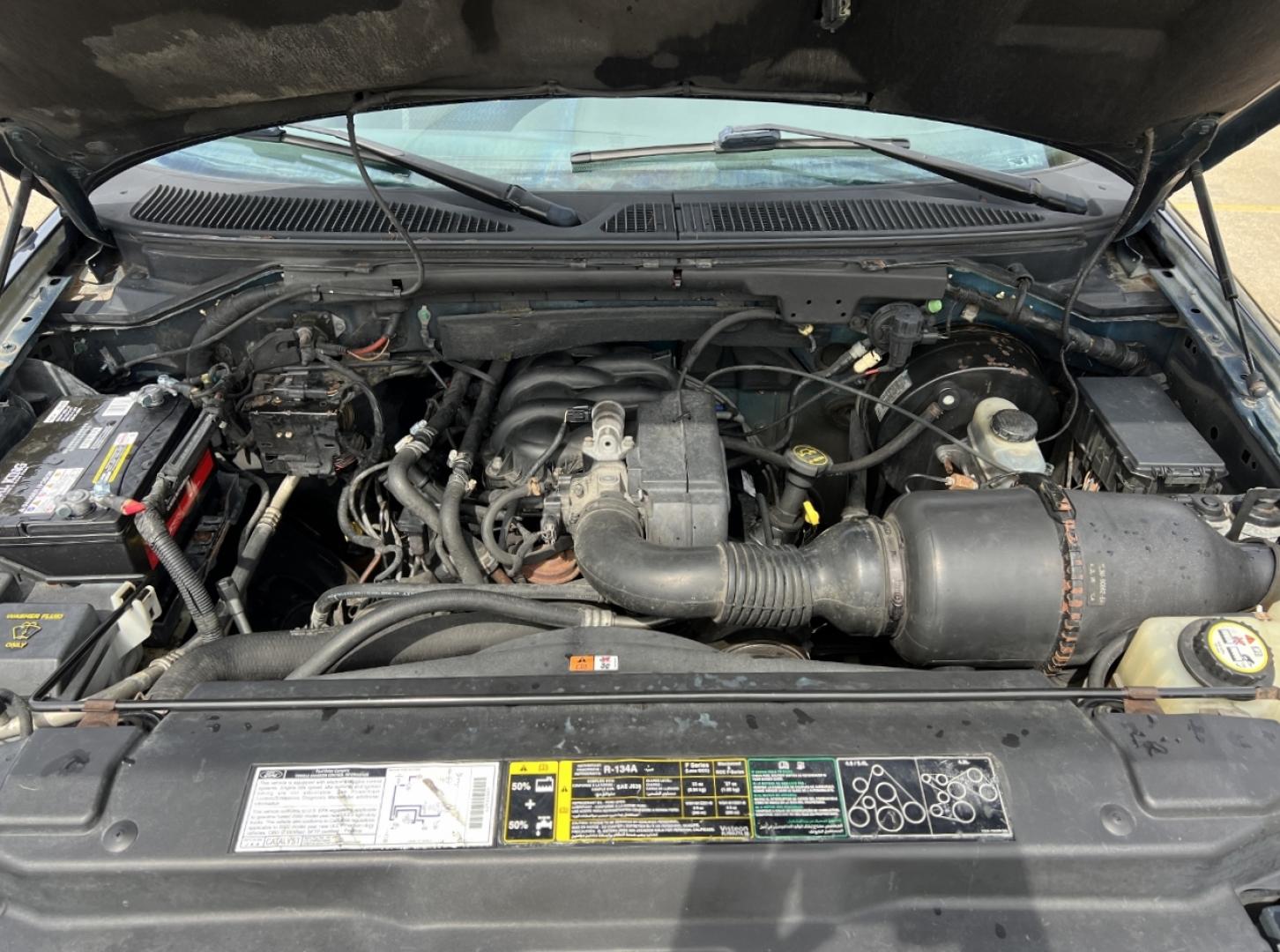 2002 BLUE /Gray Cloth Ford F-150 XLT Flareside 2WD (2FTRF07252C) with an 4.2L V6 engine, Automatic transmission, located at 2990 Old Orchard Rd., Jackson, MO, 63755, 37.354214, -89.612106 - 2002 Ford F-150 XLT 114xxx miles Rear Wheel Drive 4.2L V6 Automatic Cruise Power Windows/Locks/Mirrors We have financing available and we accept trades! Fill out a credit application on our website or come by today! If you have any questions, give us a call at (573) 204-7777 or visit our web - Photo#23