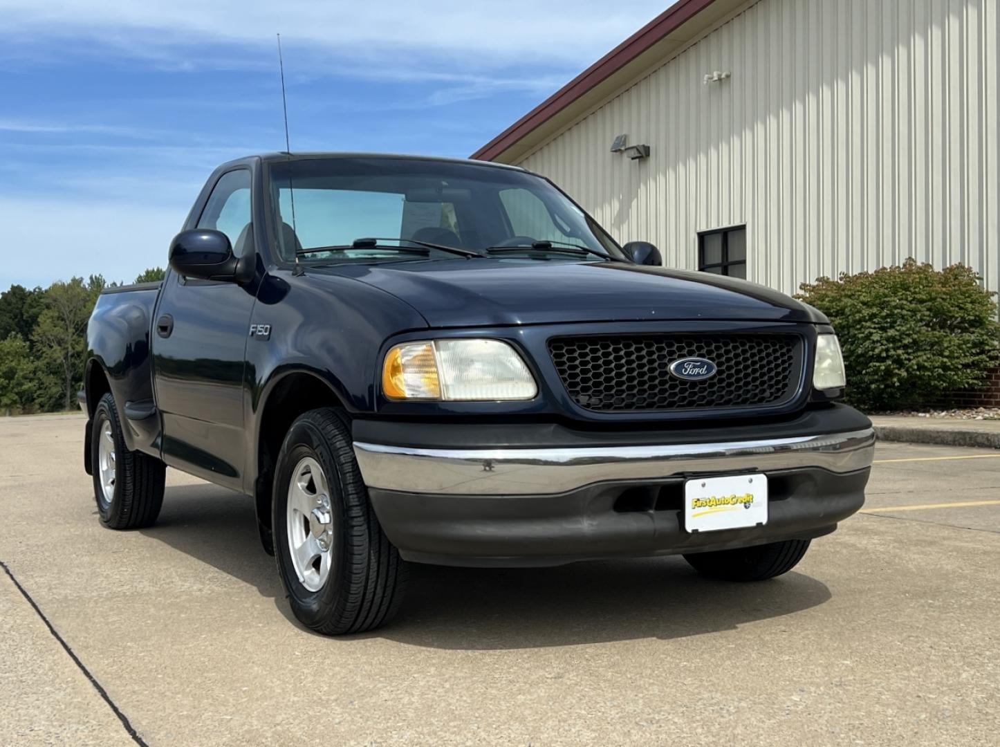 2002 BLUE /Gray Cloth Ford F-150 XLT Flareside 2WD (2FTRF07252C) with an 4.2L V6 engine, Automatic transmission, located at 2990 Old Orchard Rd., Jackson, MO, 63755, 37.354214, -89.612106 - 2002 Ford F-150 XLT 114xxx miles Rear Wheel Drive 4.2L V6 Automatic Cruise Power Windows/Locks/Mirrors We have financing available and we accept trades! Fill out a credit application on our website or come by today! If you have any questions, give us a call at (573) 204-7777 or visit our web - Photo#0