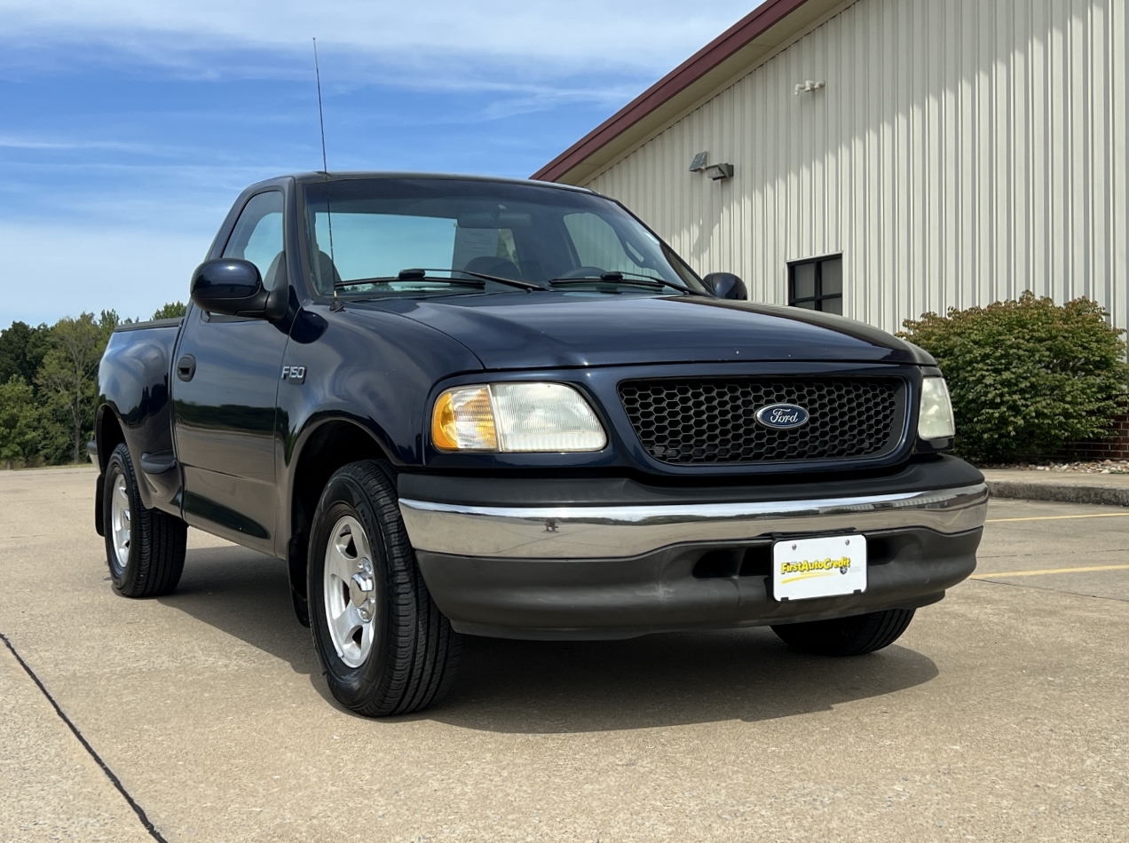 photo of 2002 Ford F-150 XLT Flareside 2WD