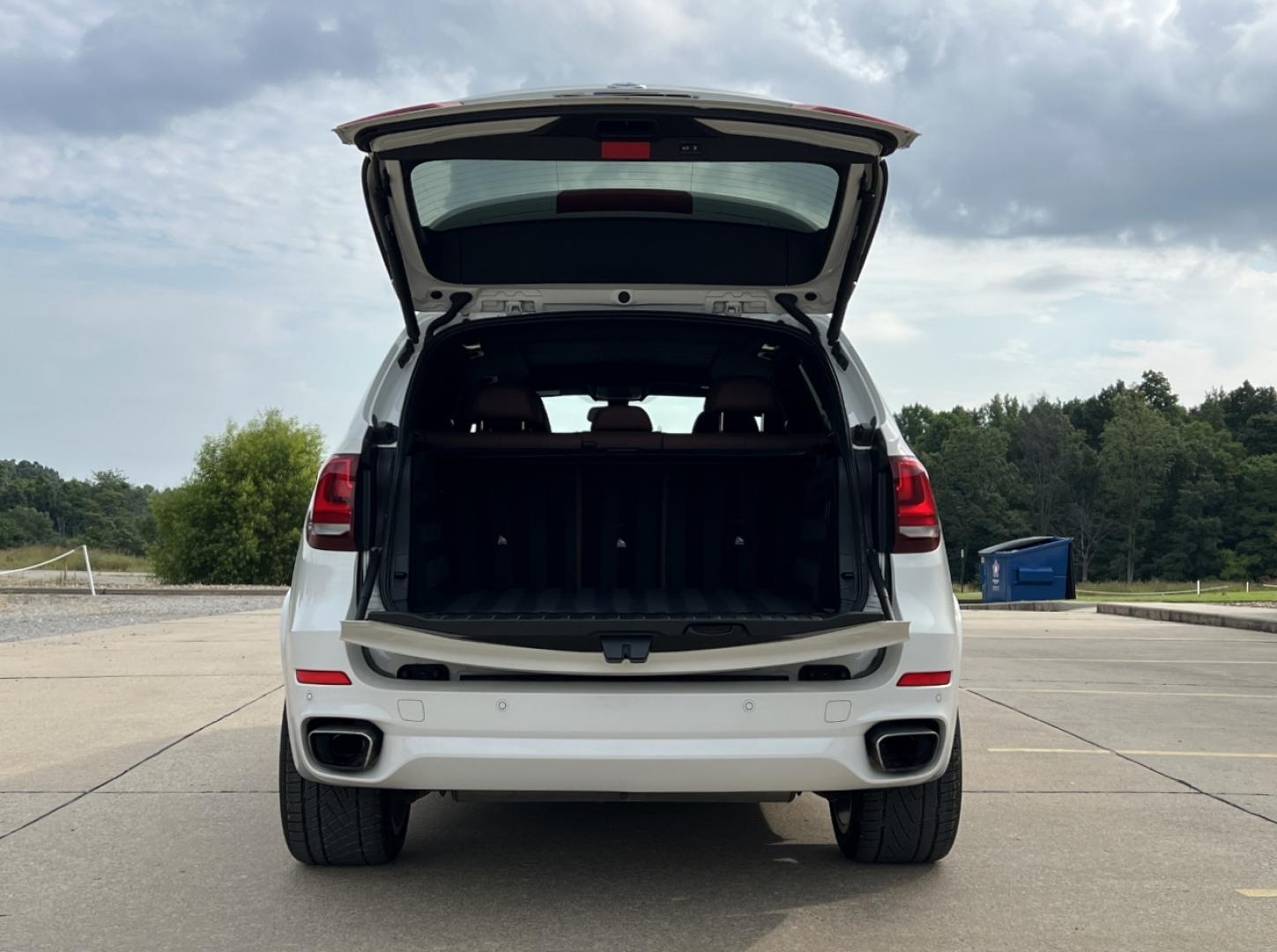 2015 WHITE /Brown Leather BMW X5 xDrive50i (5UXKR6C59F0) with an 4.8L V8 engine, Automatic transmission, located at 2990 Old Orchard Rd., Jackson, MO, 63755, 37.354214, -89.612106 - 2015 BMW X5 xDrive 50i Only 24xxx miles All Wheel Drive 4.4L V8 Automatic Leather Navigation Power/Heated Seats Backup Camera Sunroof Bluetooth Cruise Power Windows/Locks/Mirrors We have financing available and we accept trades! Fill out a credit application on our website or come by to - Photo#21