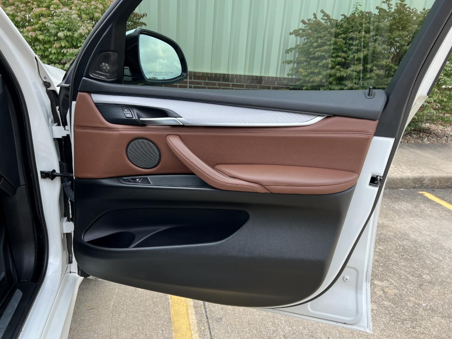 2015 WHITE /Brown Leather BMW X5 xDrive50i (5UXKR6C59F0) with an 4.8L V8 engine, Automatic transmission, located at 2990 Old Orchard Rd., Jackson, MO, 63755, 37.354214, -89.612106 - 2015 BMW X5 xDrive 50i Only 24xxx miles All Wheel Drive 4.4L V8 Automatic Leather Navigation Power/Heated Seats Backup Camera Sunroof Bluetooth Cruise Power Windows/Locks/Mirrors We have financing available and we accept trades! Fill out a credit application on our website or come by to - Photo#17