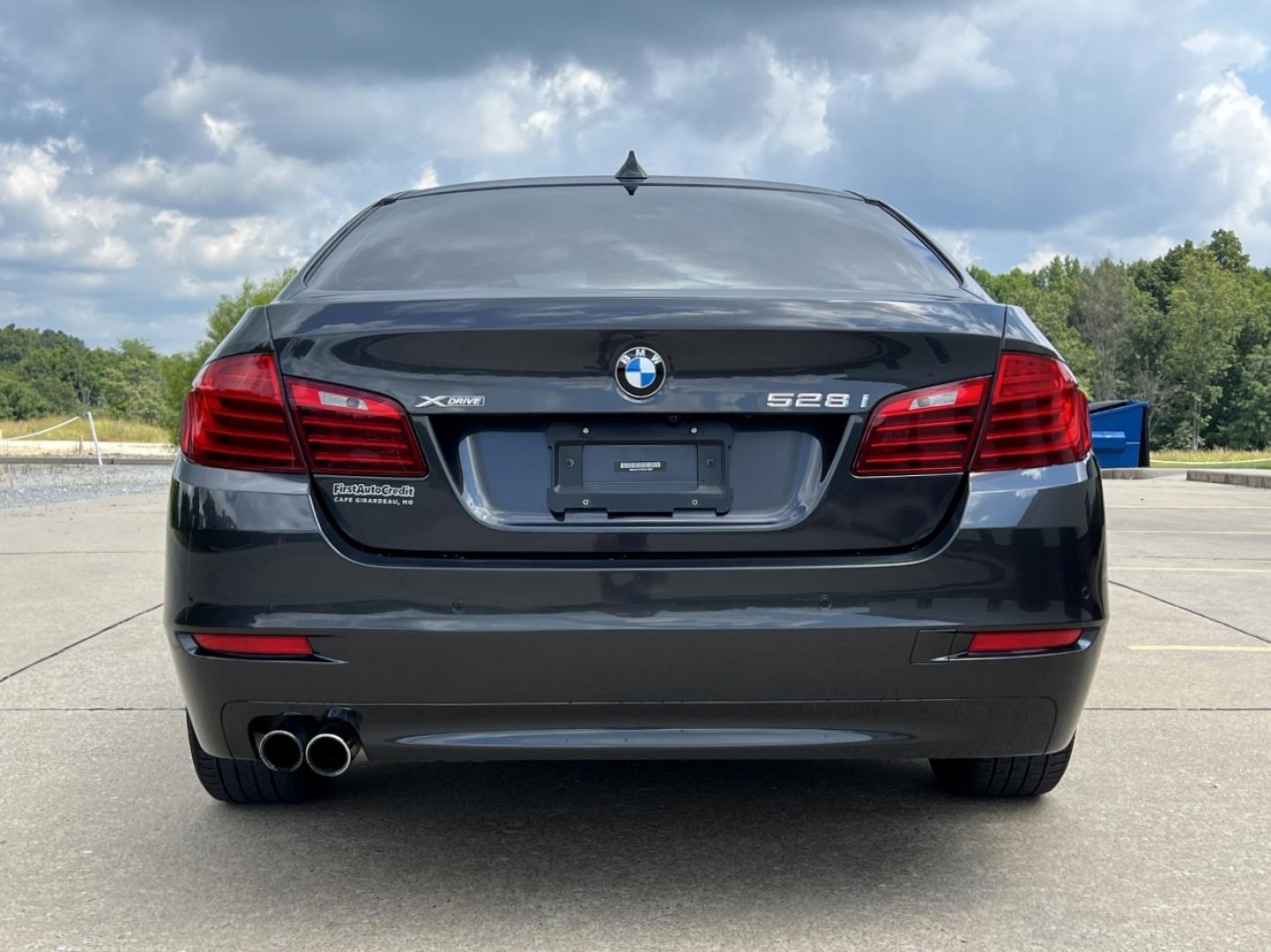 2014 GRAY /Black Leather BMW 5-Series 528i xDrive (WBA5A7C59ED) with an 2.0L 4 Cyl. engine, Automatic transmission, located at 506 S. Kingshighway, Cape Girardeau, MO, 63703, (573) 235-5000, 37.294991, -89.553635 - 2014 BMW 5-Series 528i xDrive Only 54xxx miles All Wheel Drive 2.0L 4 Cyl. Automatic Leather Navigation Backup Camera Power/Heated Seats Sunroof Bluetooth Cruise Power Windows/Locks/Mirrors We have financing available and we accept trades! Fill out a credit application on our website or - Photo#12