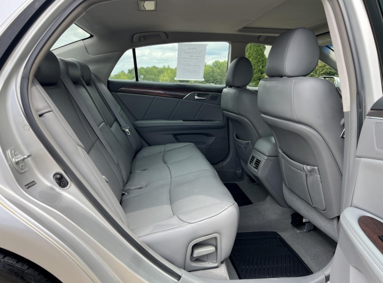 2008 GOLD /Gray Leather Toyota Avalon Limited (4T1BK36B98U) with an 3.5L V6 engine, Automatic transmission, located at 2990 Old Orchard Rd., Jackson, MO, 63755, 37.354214, -89.612106 - 2008 Toyota Avalon Limited 1-Owner 138xxx miles Front Wheel Drive 3.5L V6 Automatic Leather Power/Heated/Cooled Seats Sunroof Cruise Power Windows/Locks/Mirrors We have financing available and we accept trades! Fill out a credit application on our website or come by today! If you have an - Photo#17