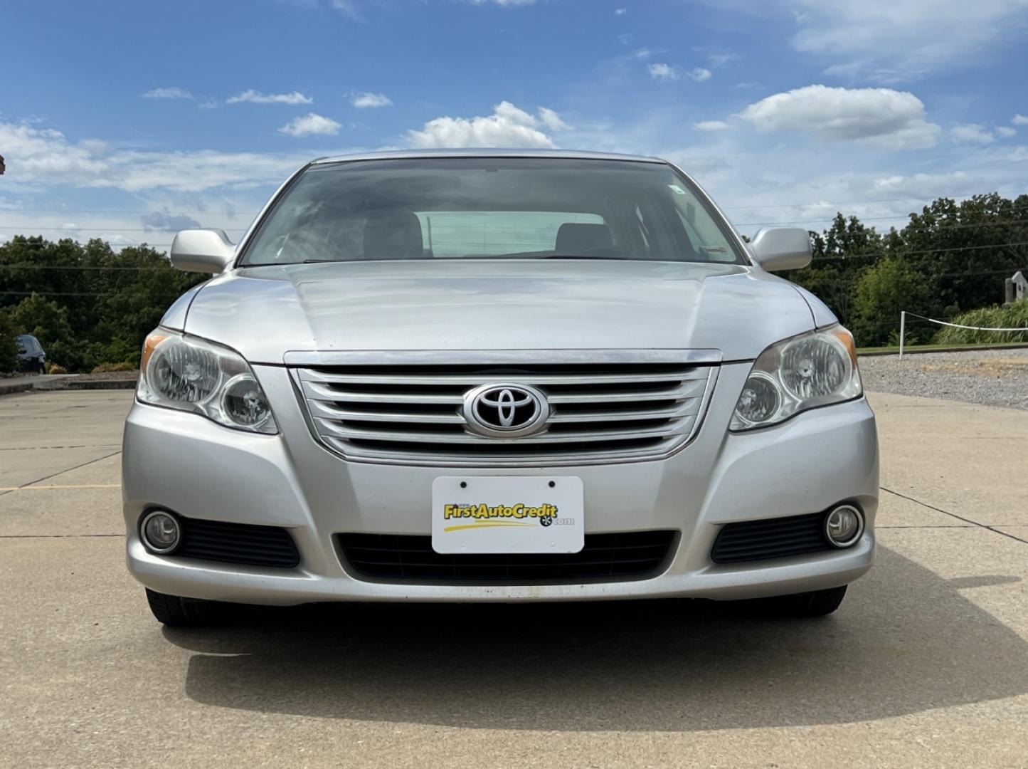 2008 GOLD /Gray Leather Toyota Avalon Limited (4T1BK36B98U) with an 3.5L V6 engine, Automatic transmission, located at 2990 Old Orchard Rd., Jackson, MO, 63755, 37.354214, -89.612106 - 2008 Toyota Avalon Limited 1-Owner 138xxx miles Front Wheel Drive 3.5L V6 Automatic Leather Power/Heated/Cooled Seats Sunroof Cruise Power Windows/Locks/Mirrors We have financing available and we accept trades! Fill out a credit application on our website or come by today! If you have an - Photo#11
