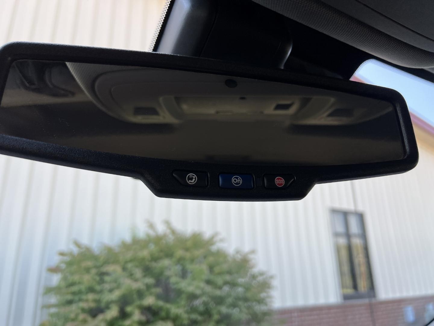 2018 GRAY /Black Leather GMC Sierra 1500 Denali Crew Cab Long Box 4WD (3GTU2PEC0JG) with an 5.3L V8 engine, Automatic transmission, located at 506 S. Kingshighway, Cape Girardeau, MO, 63703, (573) 235-5000, 37.294991, -89.553635 - 2018 GMC Sierra 1500 Denali 165xxx miles 4x4 5.3L V8 Automatic Leather New Tires Navigation Power/Heated/Cooled Seats Heated Steering Wheel Backup Camera Bluetooth Remote Start Cruise Power Windows/Locks/Mirrors We have financing available and we accept trades! Fill out a credit appli - Photo#28