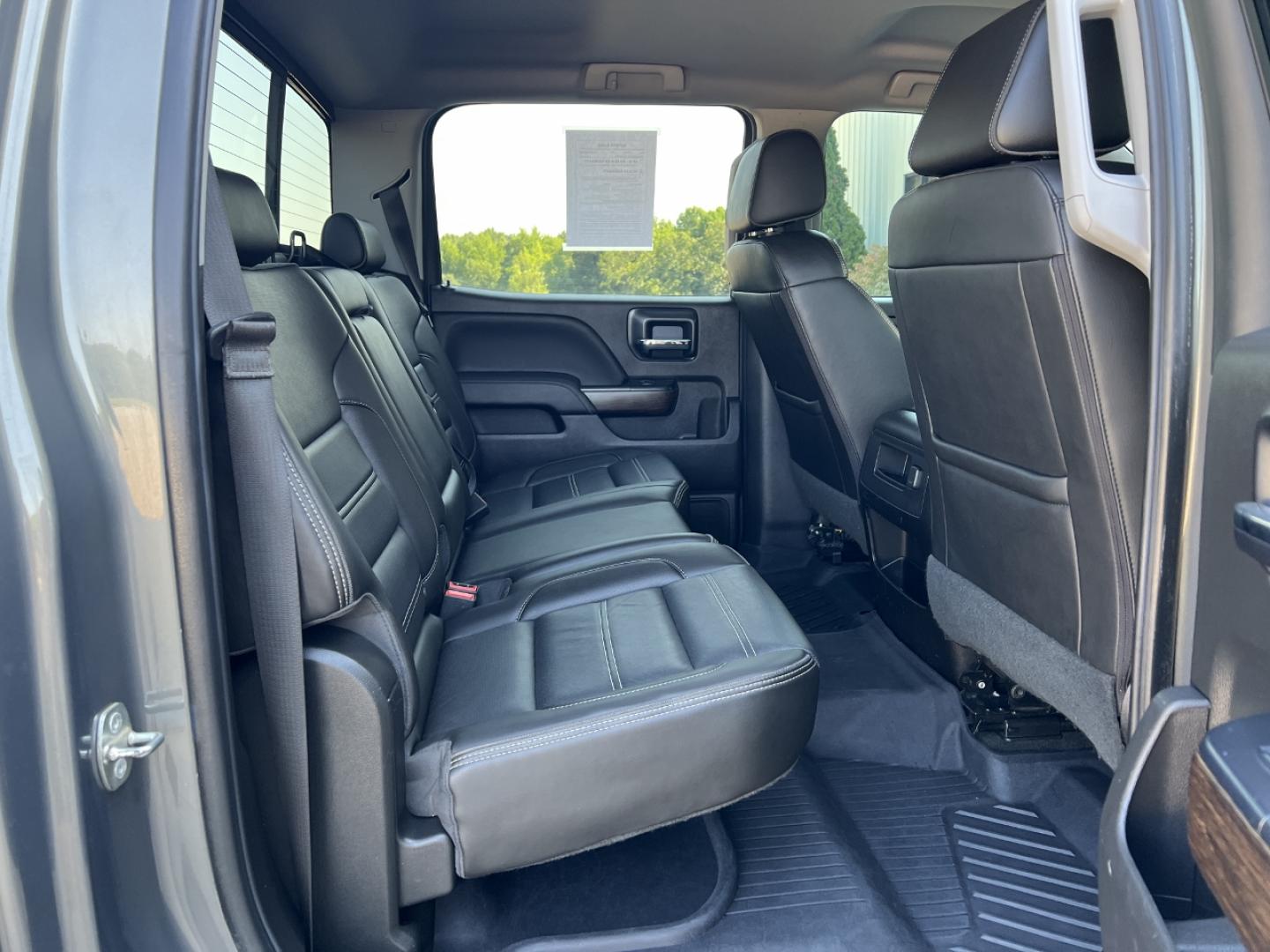 2018 GRAY /Black Leather GMC Sierra 1500 Denali Crew Cab Long Box 4WD (3GTU2PEC0JG) with an 5.3L V8 engine, Automatic transmission, located at 506 S. Kingshighway, Cape Girardeau, MO, 63703, (573) 235-5000, 37.294991, -89.553635 - 2018 GMC Sierra 1500 Denali 165xxx miles 4x4 5.3L V8 Automatic Leather New Tires Navigation Power/Heated/Cooled Seats Heated Steering Wheel Backup Camera Bluetooth Remote Start Cruise Power Windows/Locks/Mirrors We have financing available and we accept trades! Fill out a credit appli - Photo#18