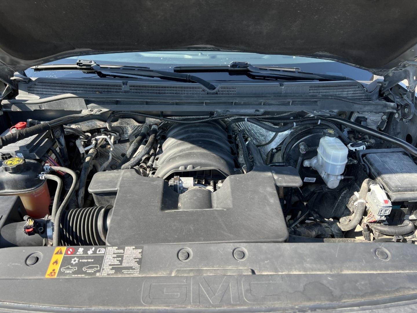 2018 GRAY /Black Leather GMC Sierra 1500 Denali Crew Cab Long Box 4WD (3GTU2PEC0JG) with an 5.3L V8 engine, Automatic transmission, located at 506 S. Kingshighway, Cape Girardeau, MO, 63703, (573) 235-5000, 37.294991, -89.553635 - 2018 GMC Sierra 1500 Denali 165xxx miles 4x4 5.3L V8 Automatic Leather New Tires Navigation Power/Heated/Cooled Seats Heated Steering Wheel Backup Camera Bluetooth Remote Start Cruise Power Windows/Locks/Mirrors We have financing available and we accept trades! Fill out a credit appli - Photo#31
